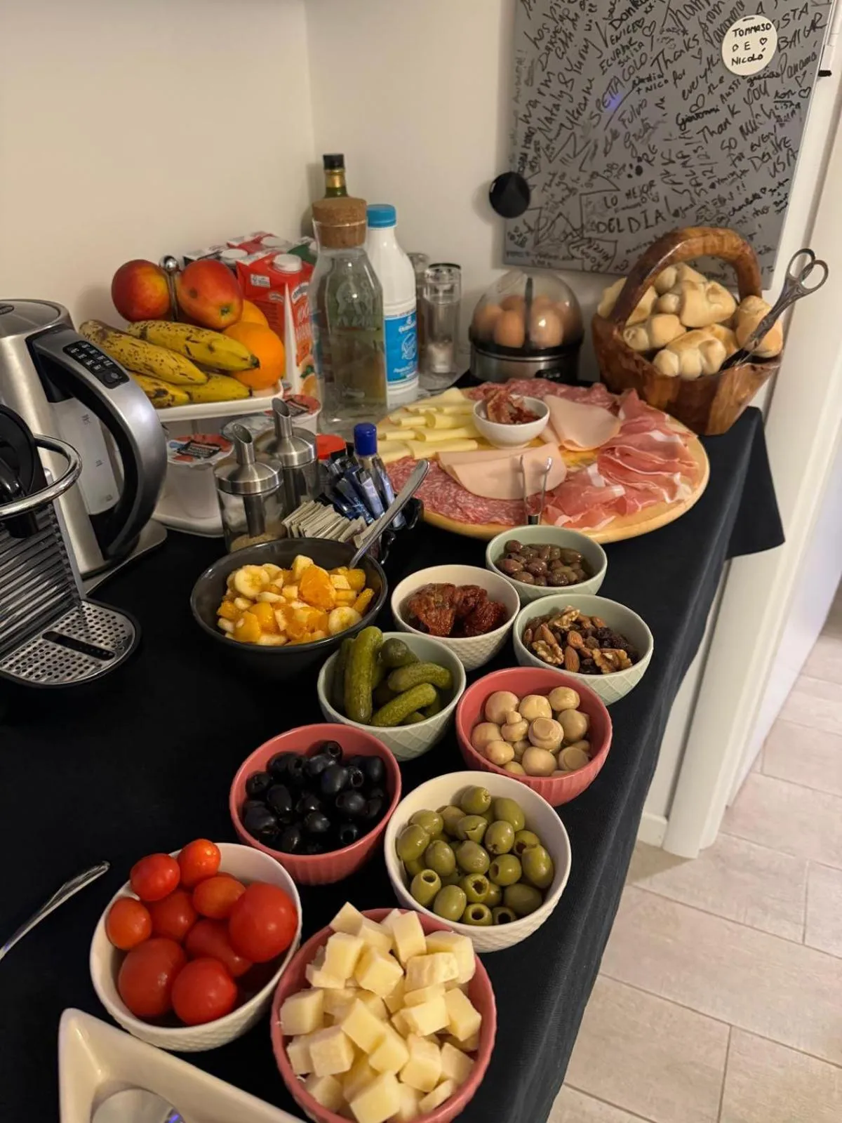 Food and drinks in B&B Fortuny