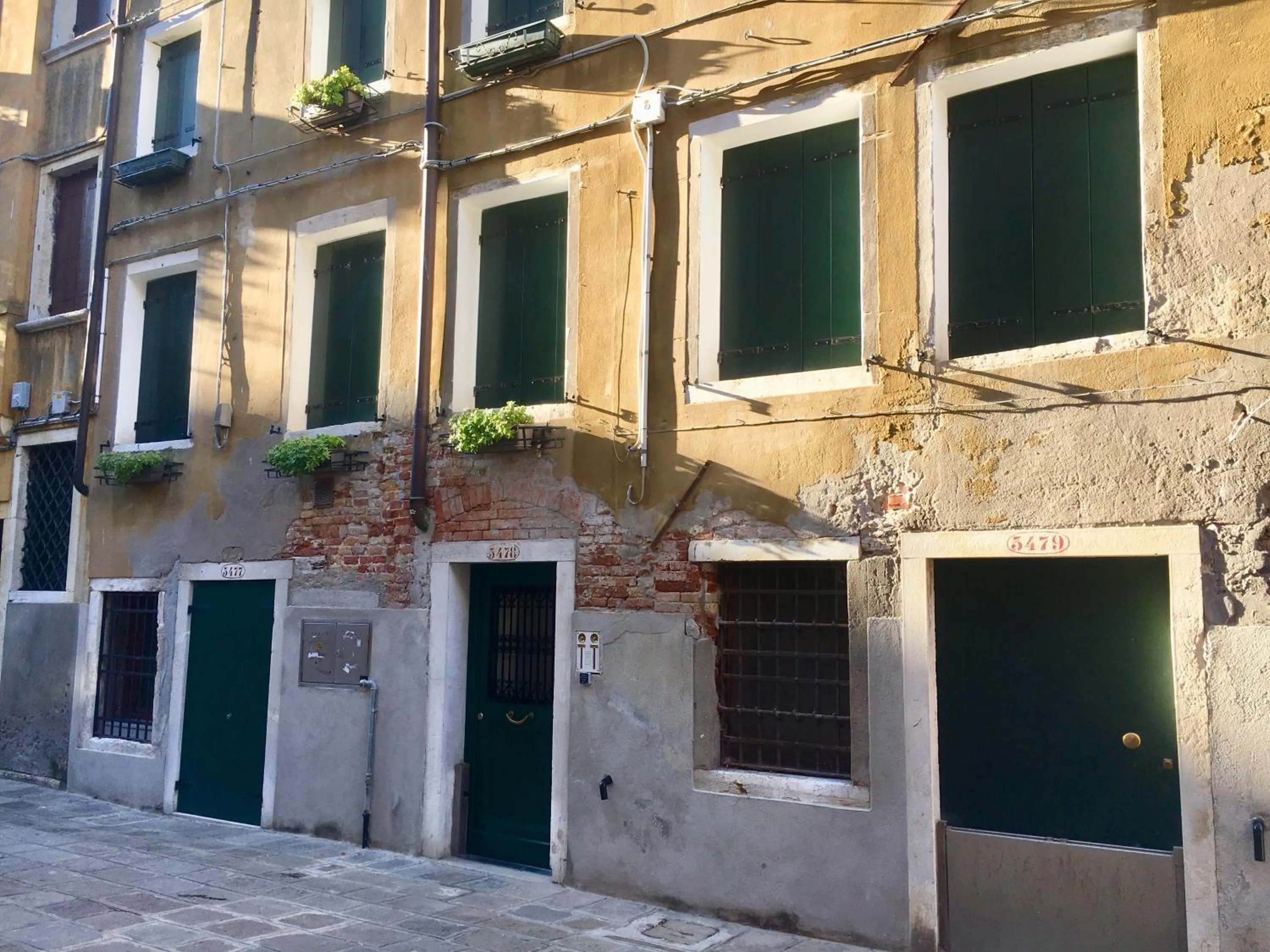 Property building in B&B Fortuny