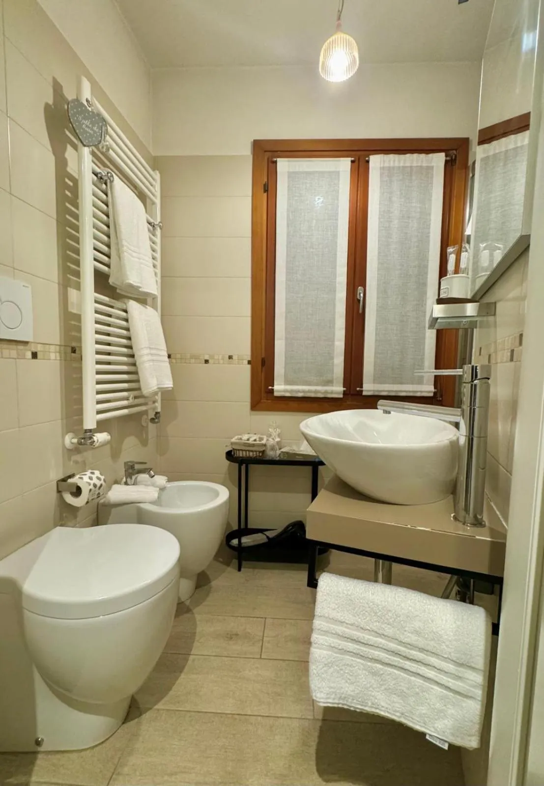 Shower in B&B Fortuny