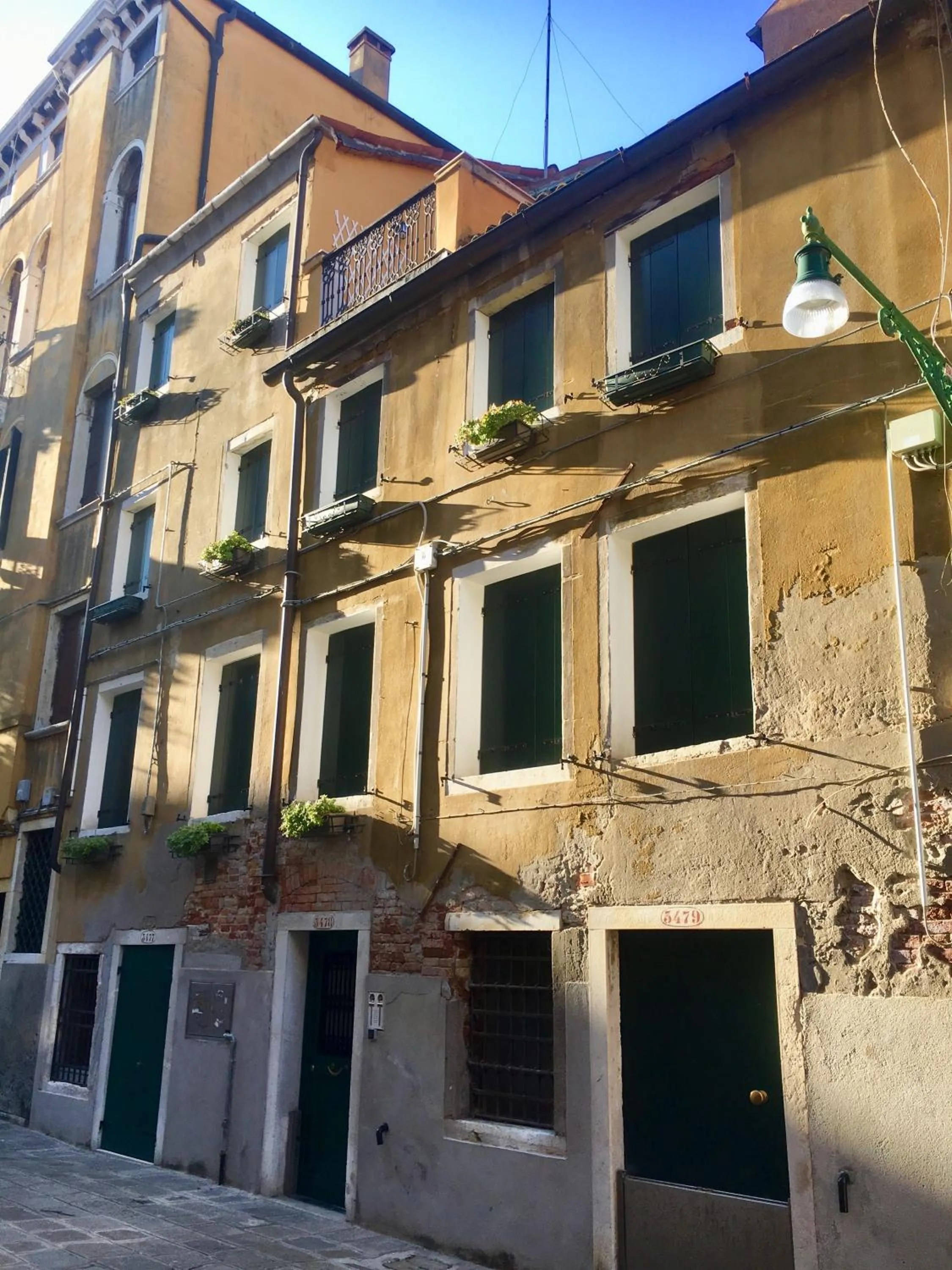 Property building in B&B Fortuny