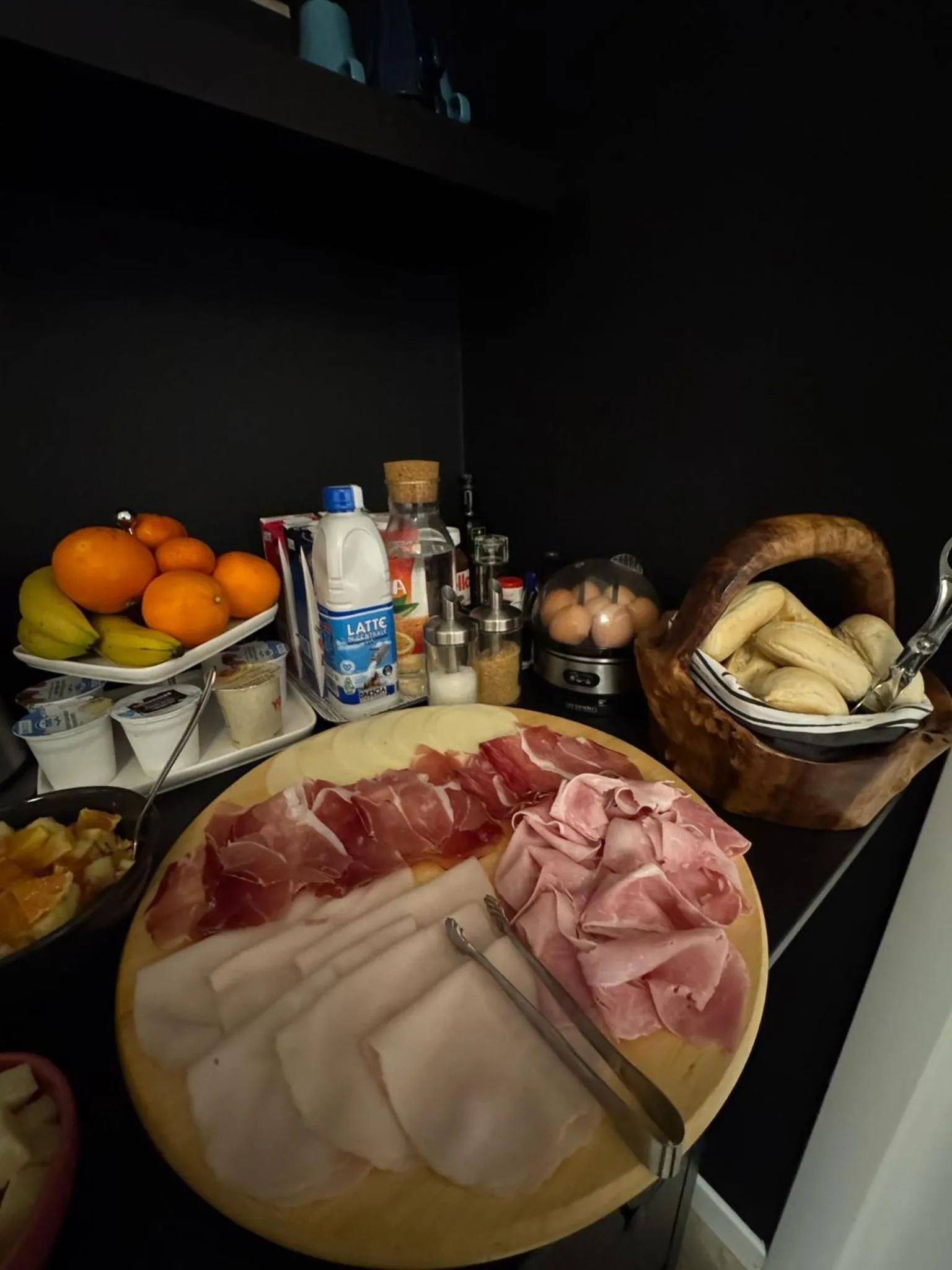 Food and drinks in B&B Fortuny