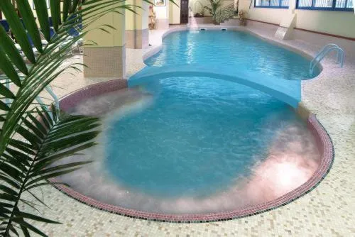 Swimming pool in Sporting Baia Hotel