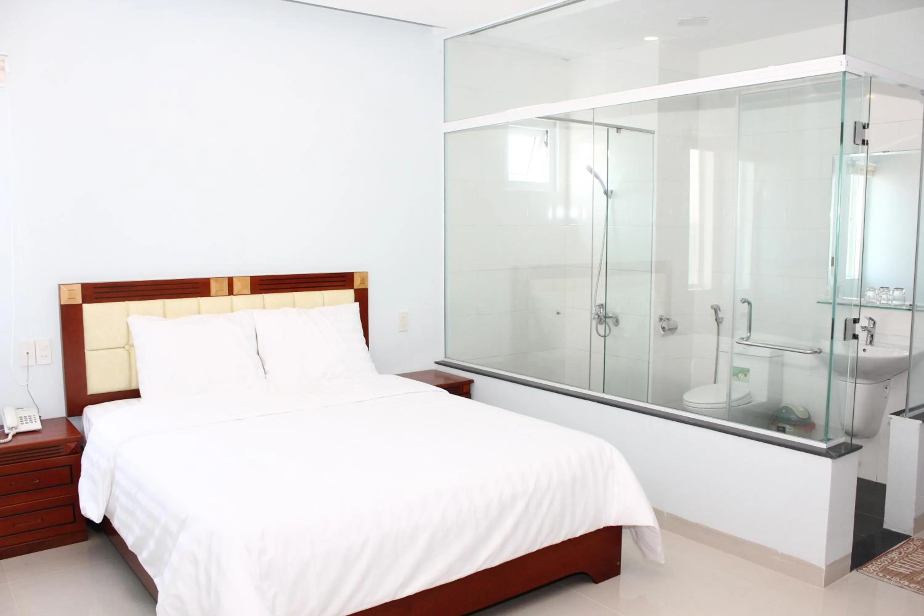 Photo of the whole room, Bed in Hoang Ngoc Hotel