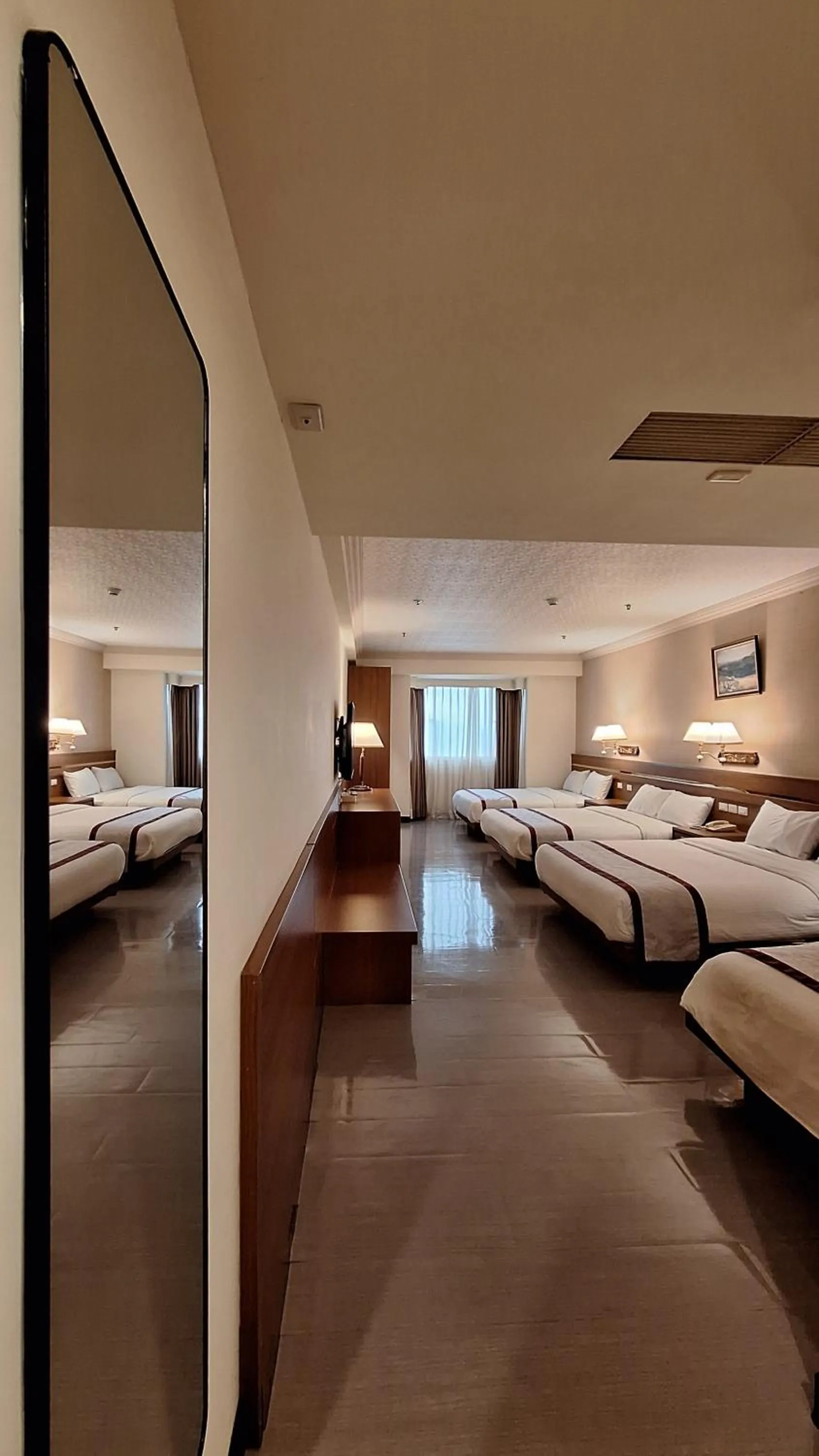 Bed in Cheng Pao Hotel