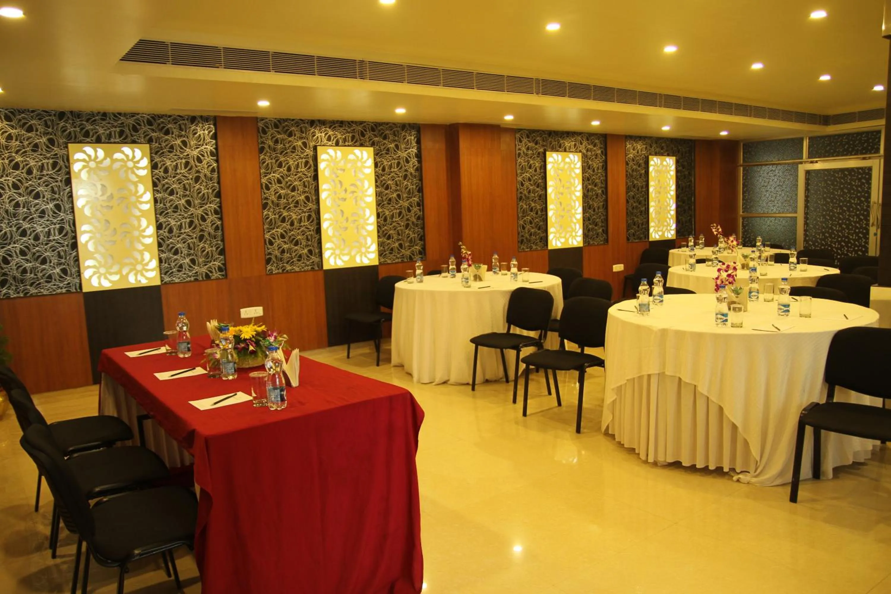 Business facilities in Hotel Sonar Tori