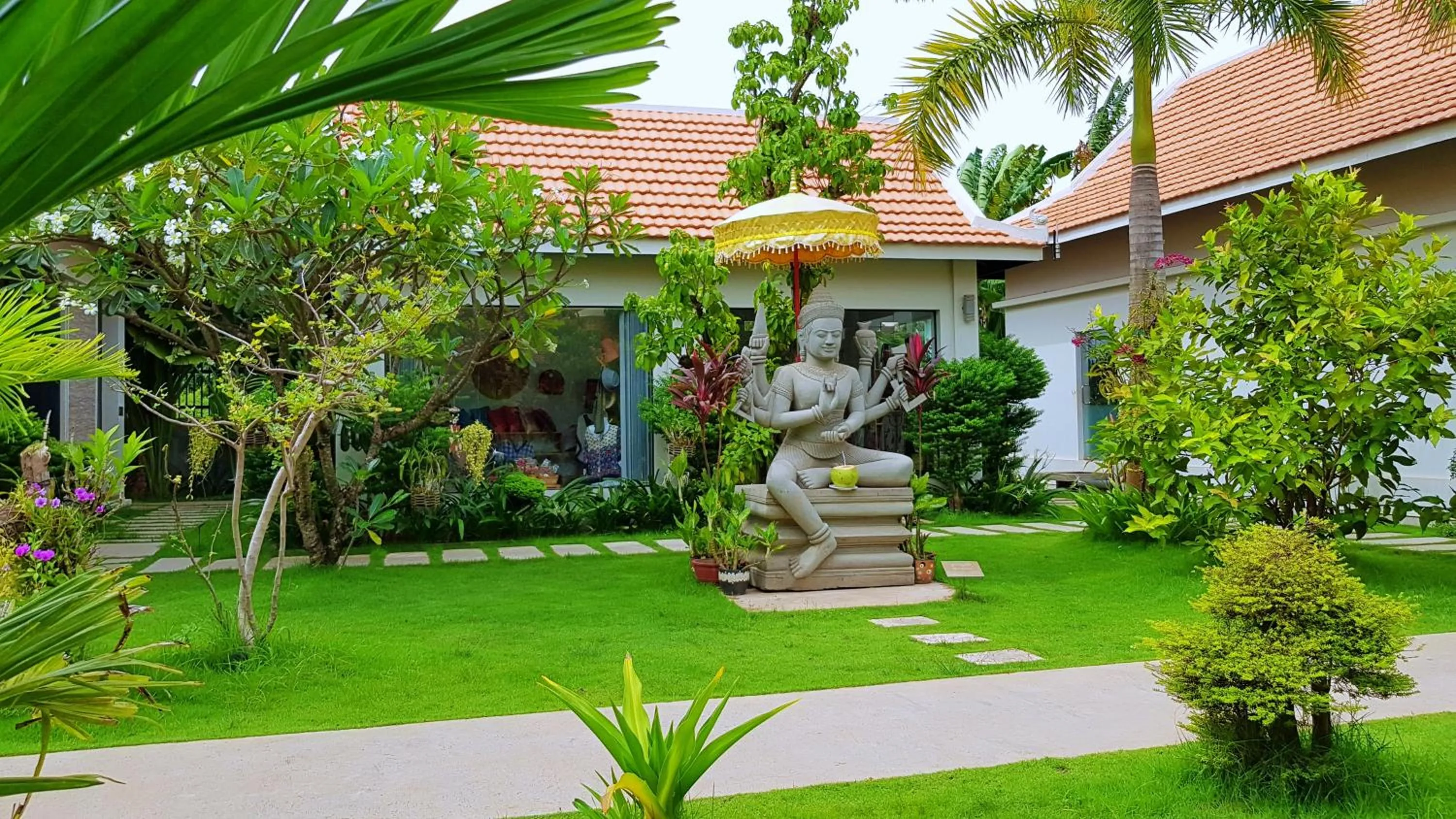 Property building in New Riverside Hotel