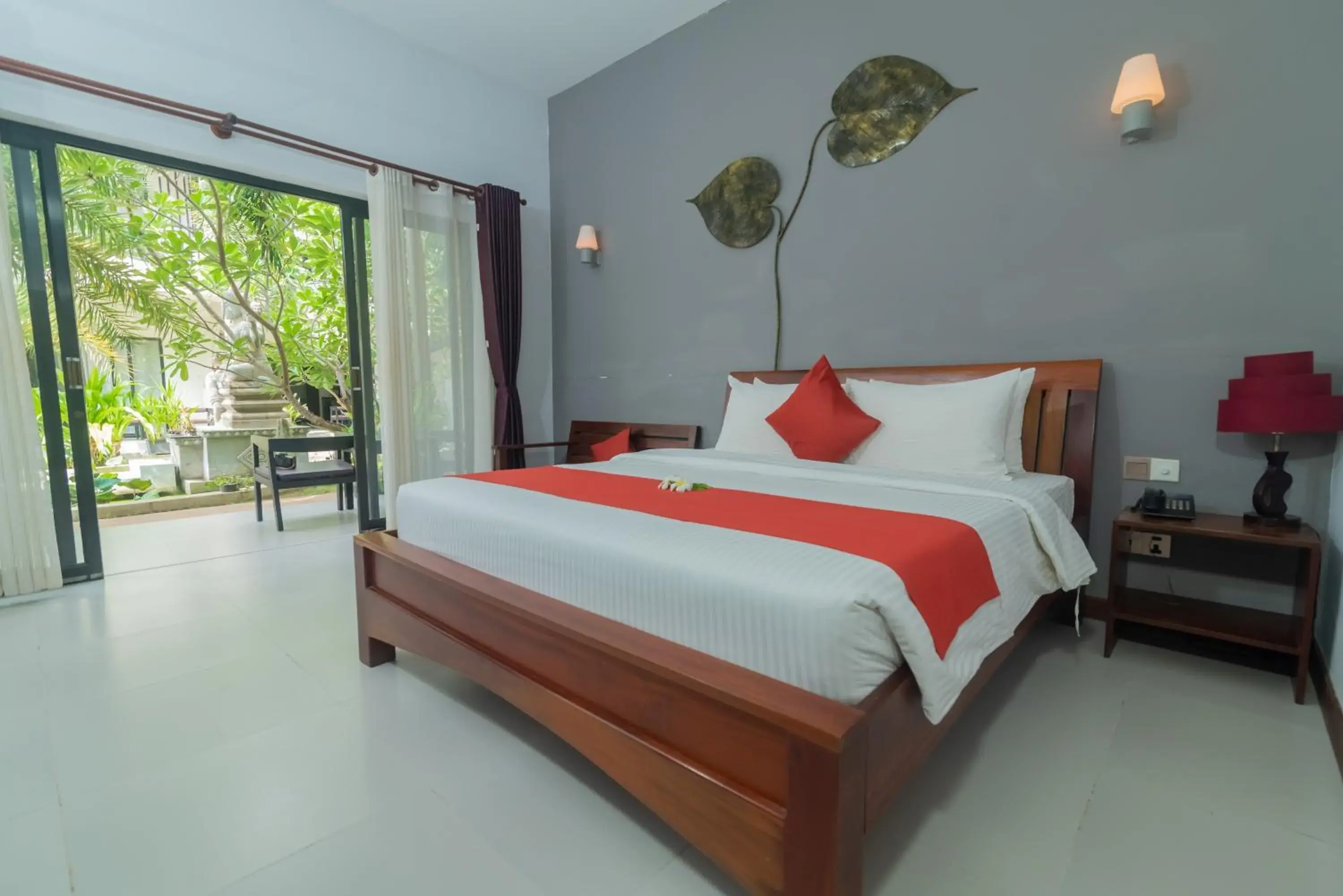 Superior Double Room with Balcony in New Riverside Hotel Superior Double Room with Balcony in New Riverside Hotel