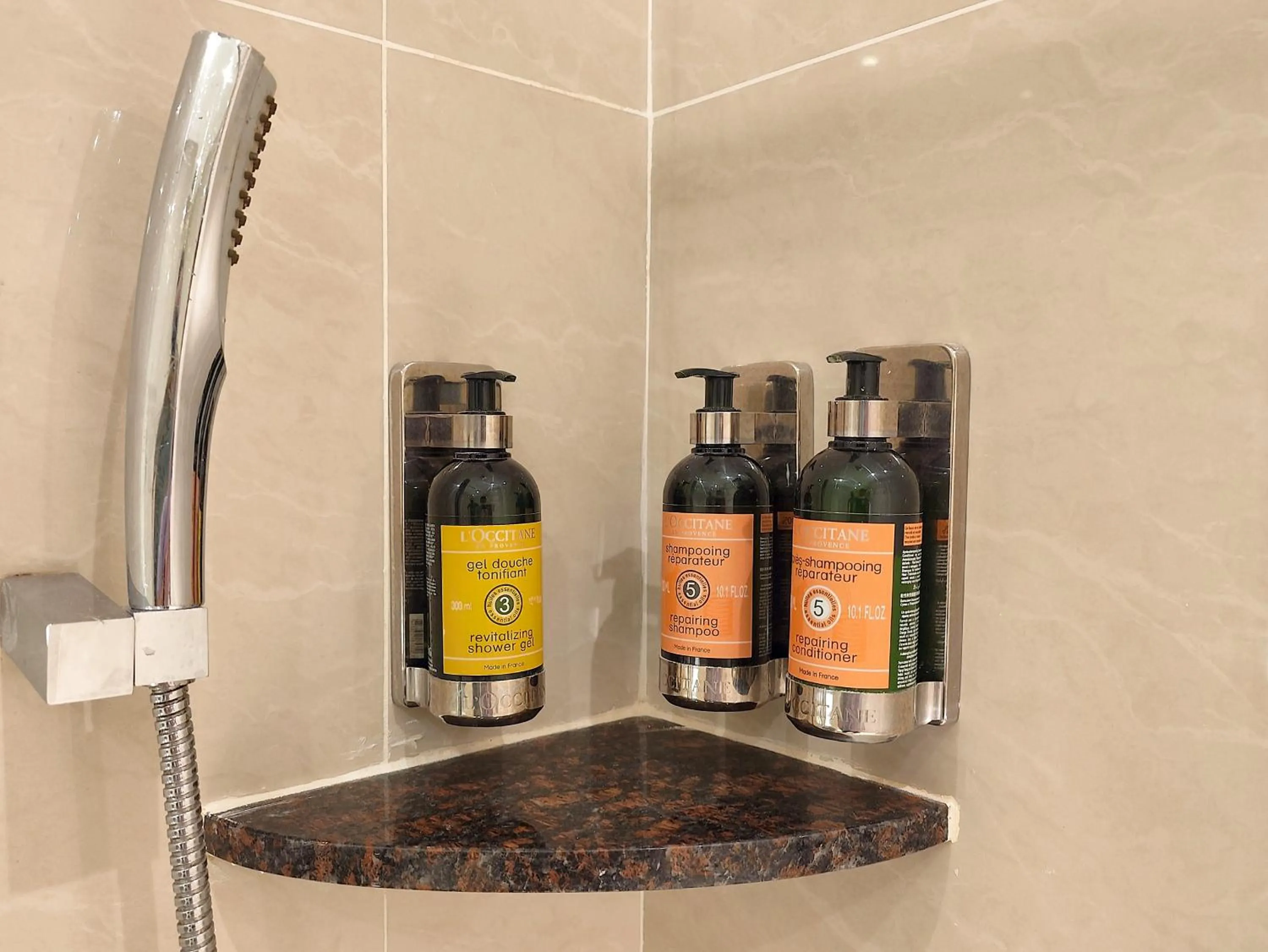 Bathroom in The Waterfront Hotel Kuching