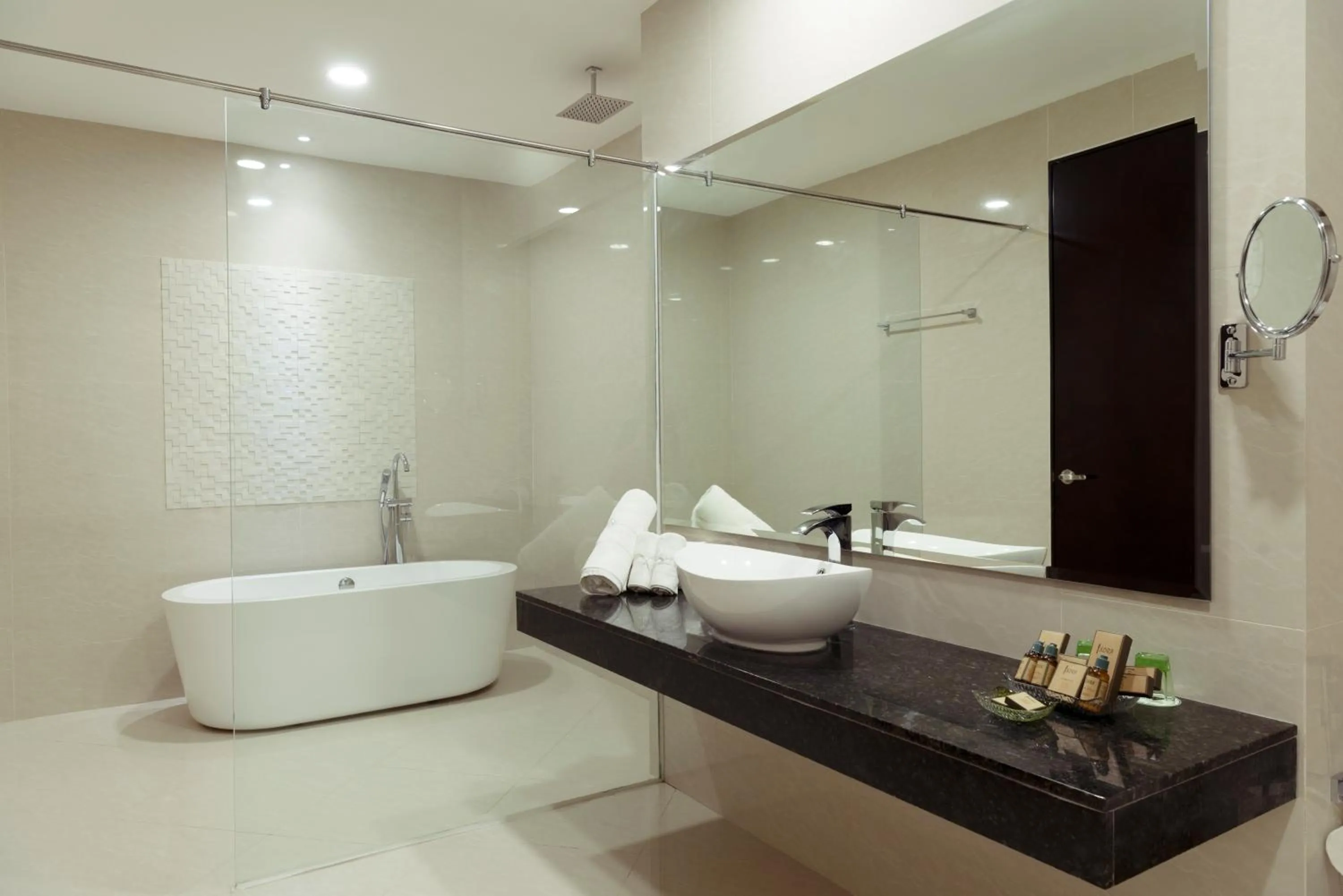 Bathroom in The Waterfront Hotel Kuching