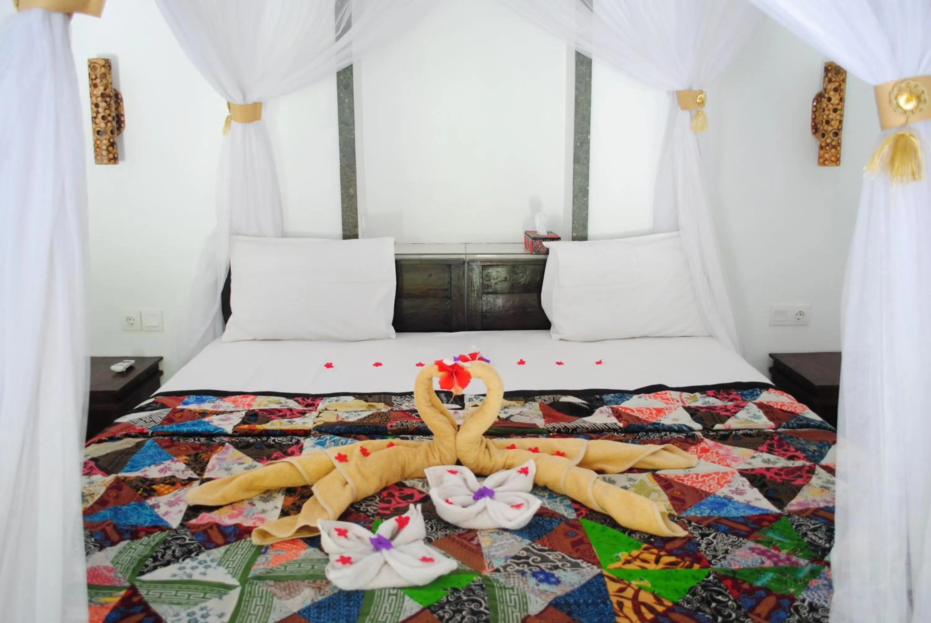 Bed in Tiara Homestay Pemuteran Bali