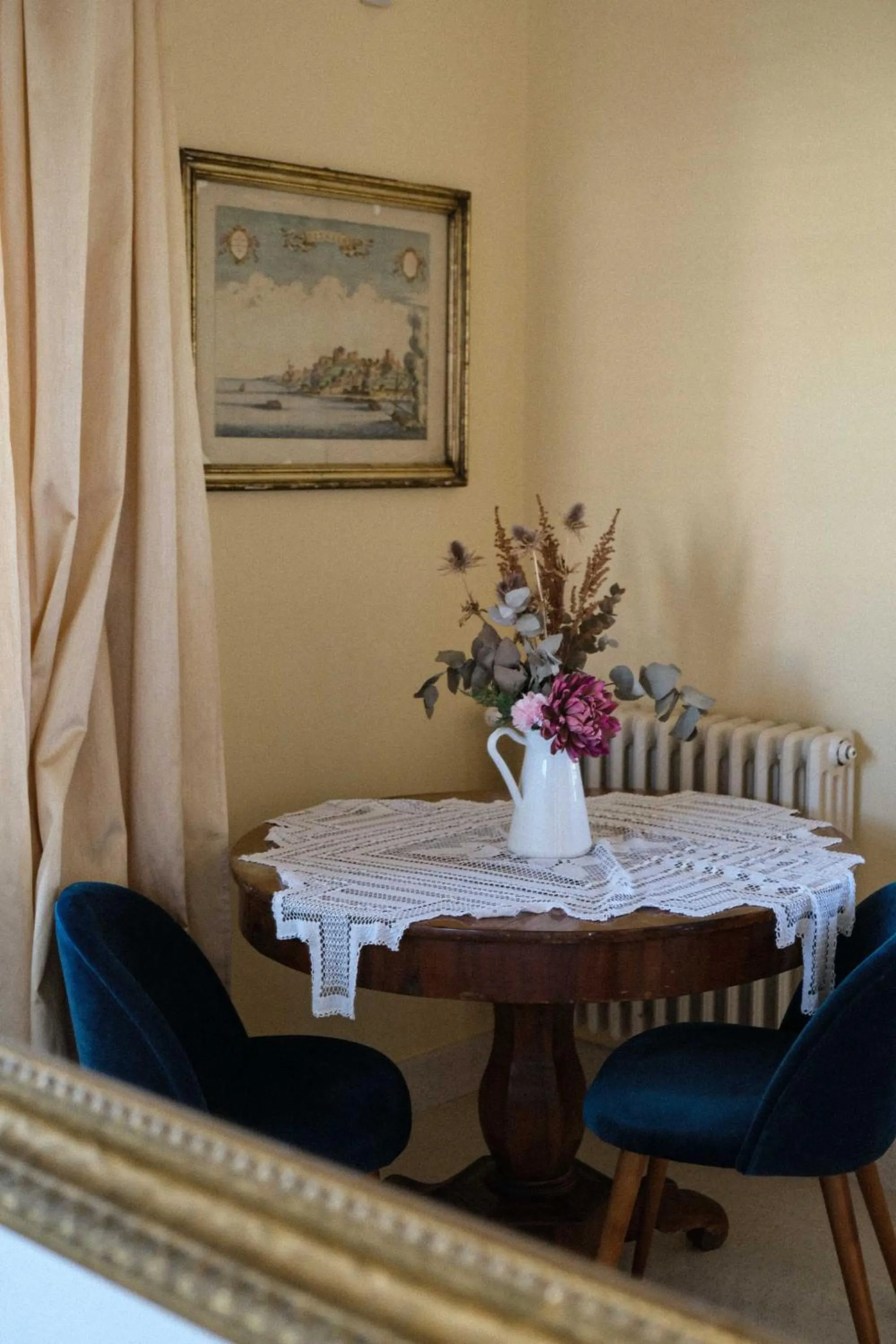 Decorative detail in Dimora Archimedea