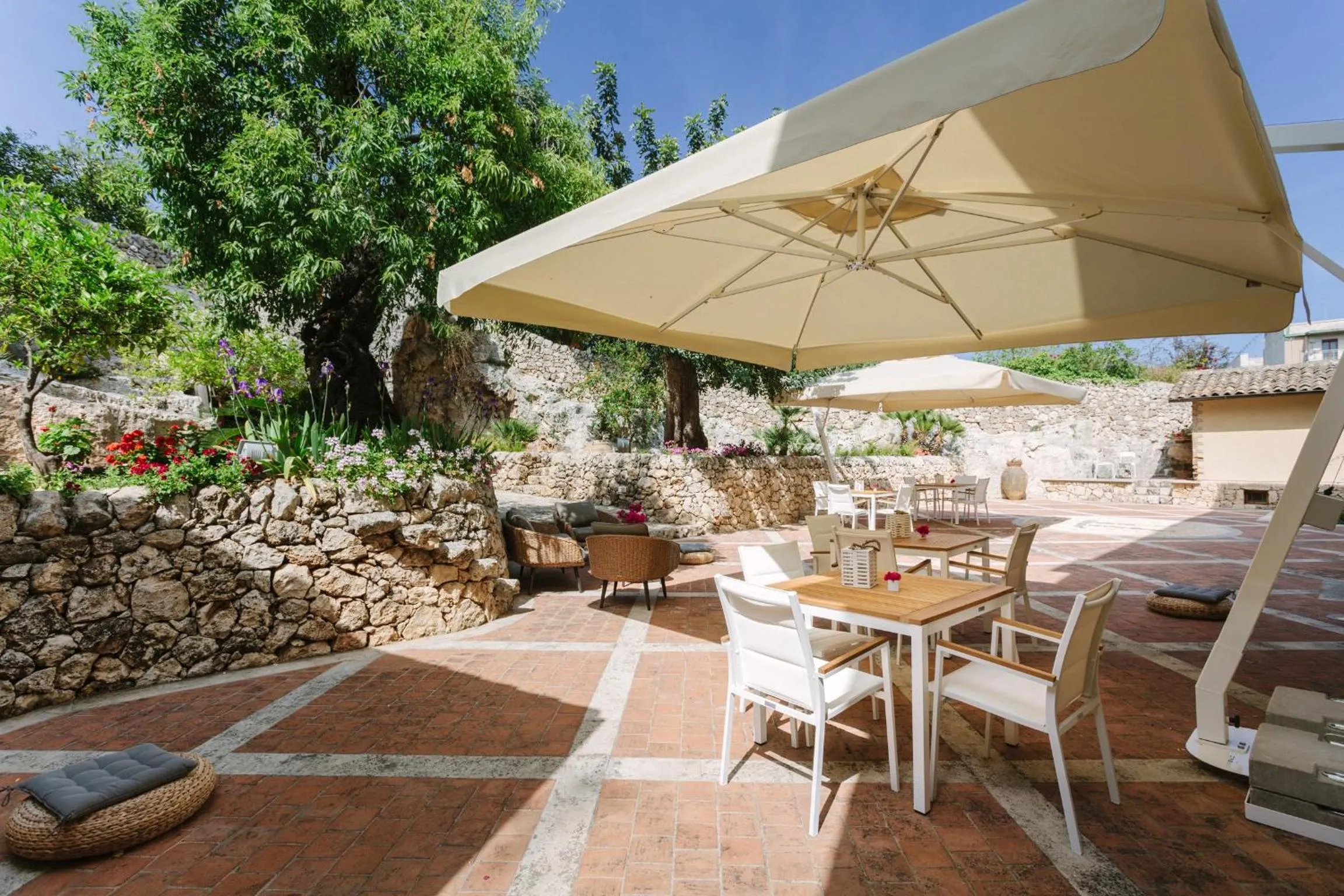 Garden in Dimora Archimedea