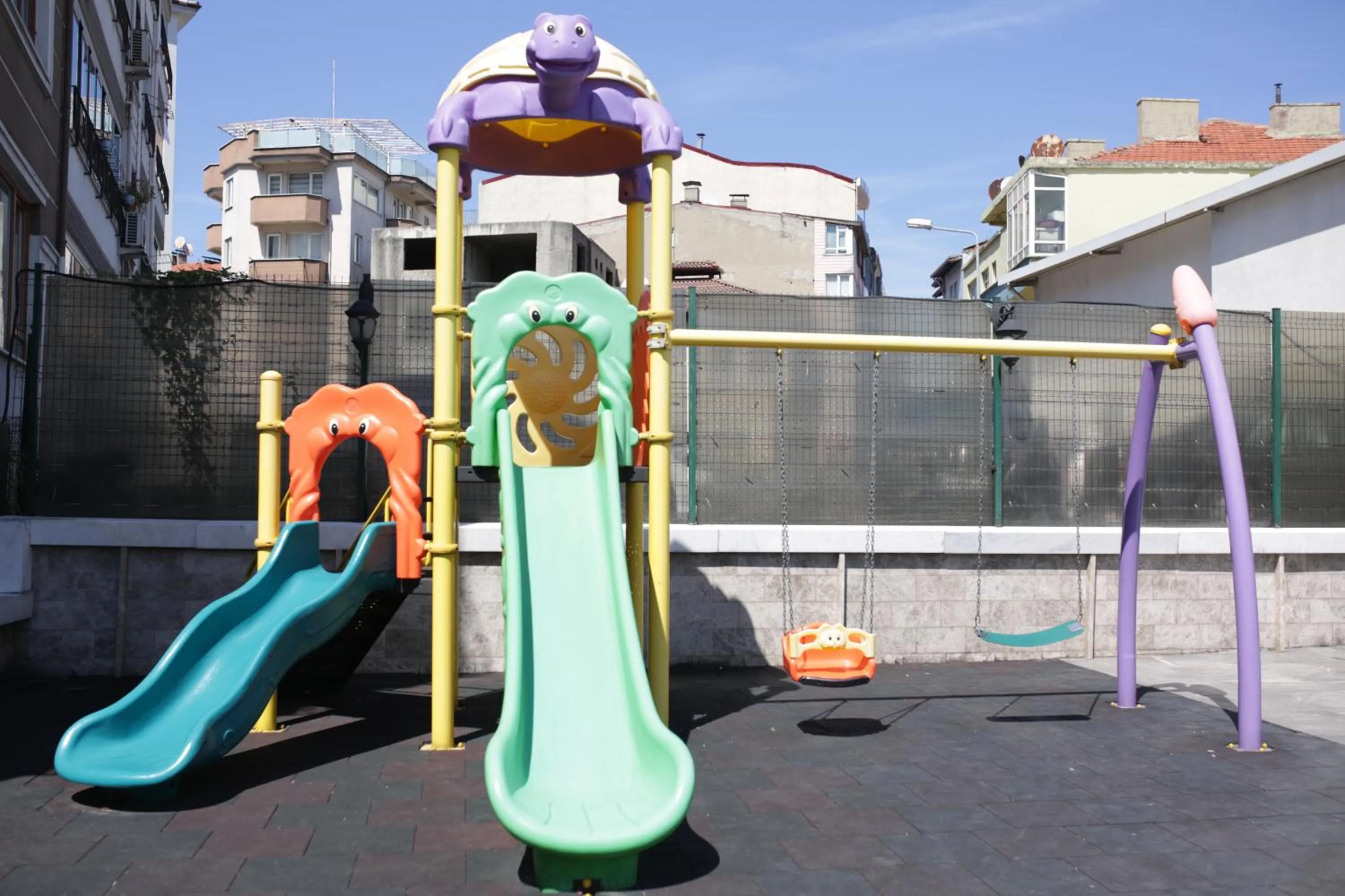 Children play ground in Northdoor Hotel