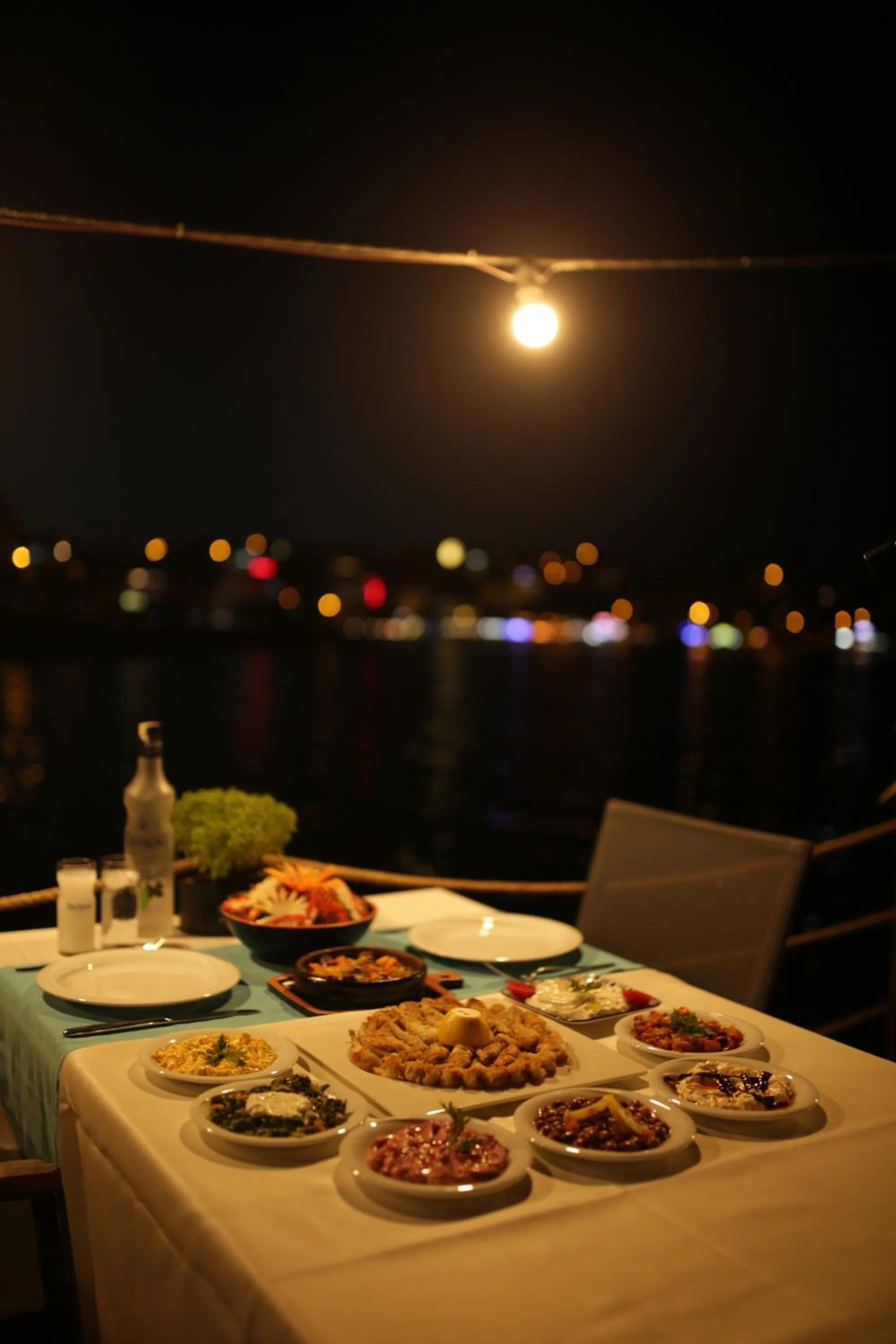 Food in Northdoor Hotel