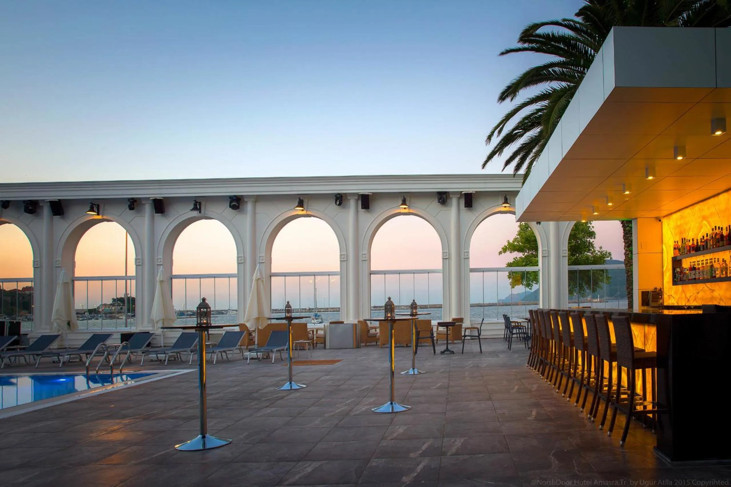 Lounge or bar in Northdoor Hotel