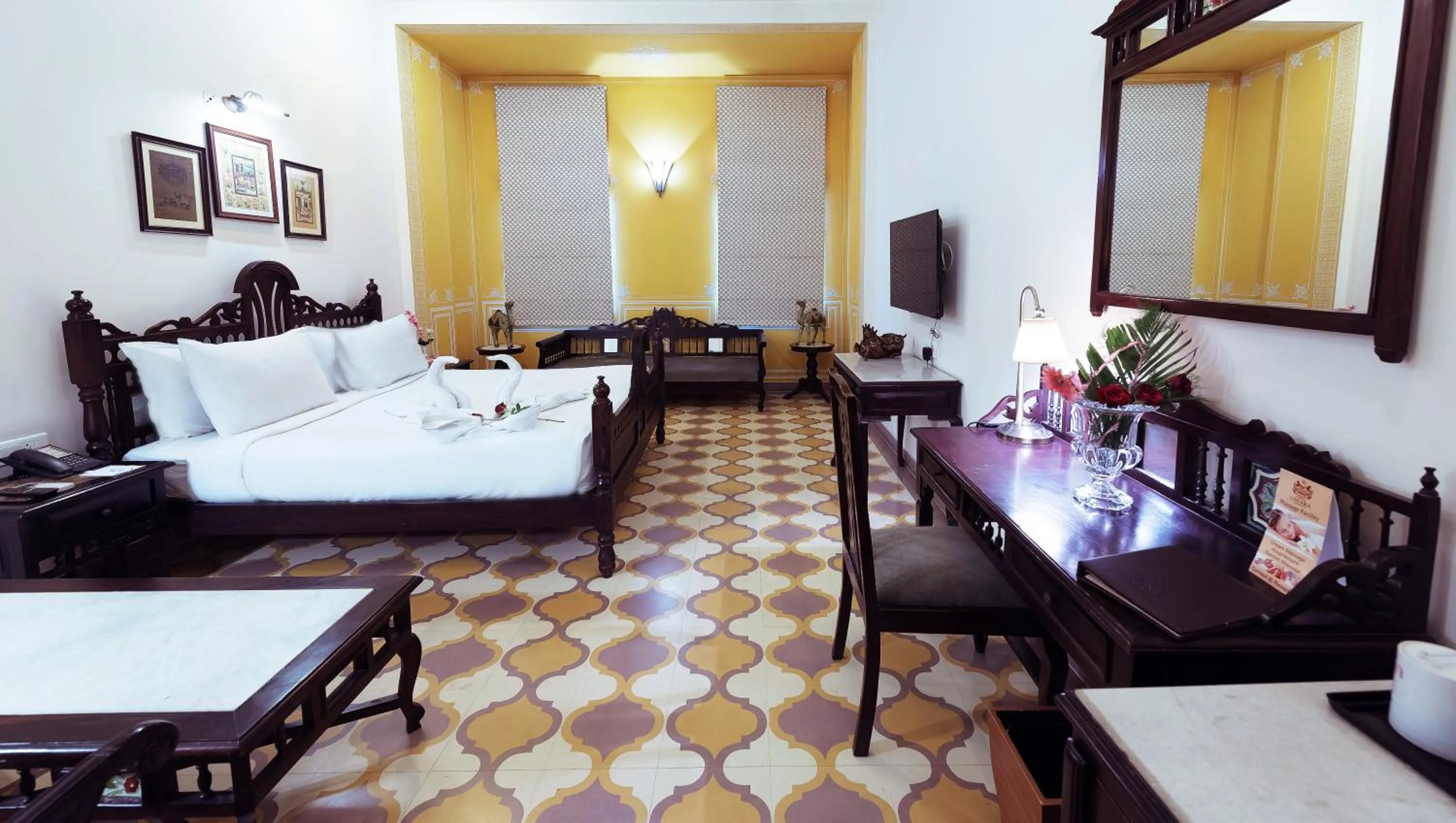 Bed in Grand Uniara A Heritage Hotel