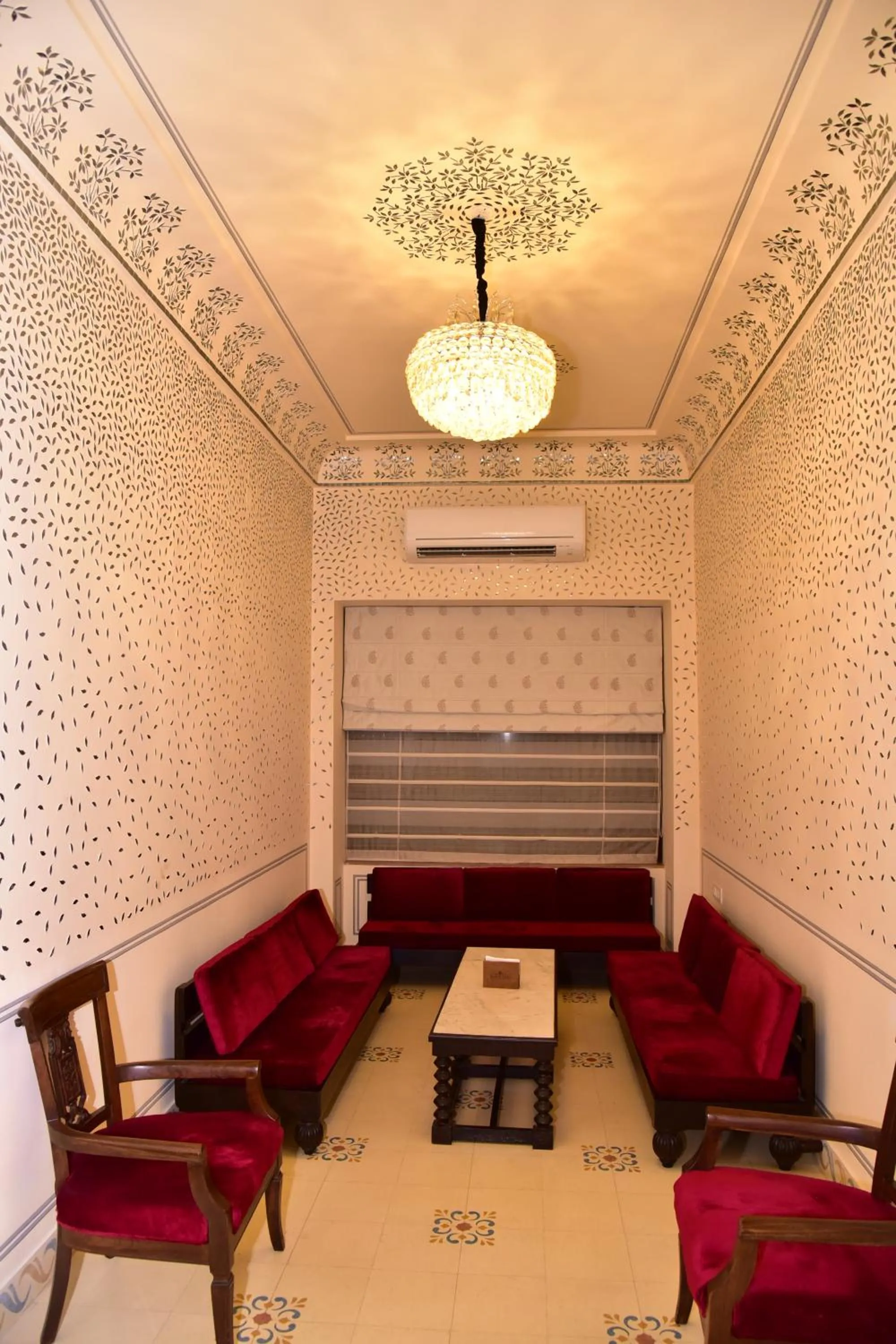 Lounge or bar in Grand Uniara A Heritage Hotel