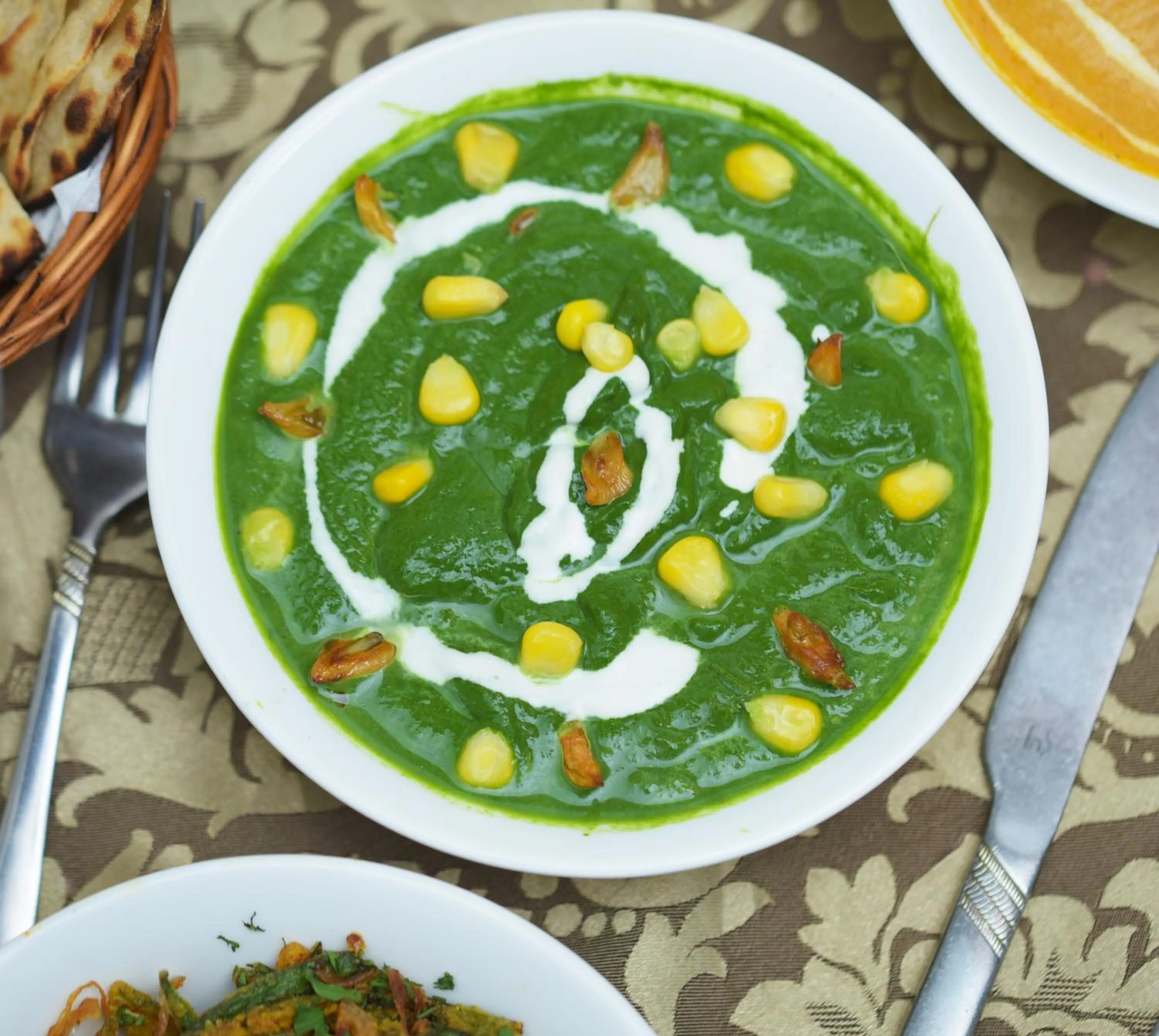 Food in Grand Uniara A Heritage Hotel