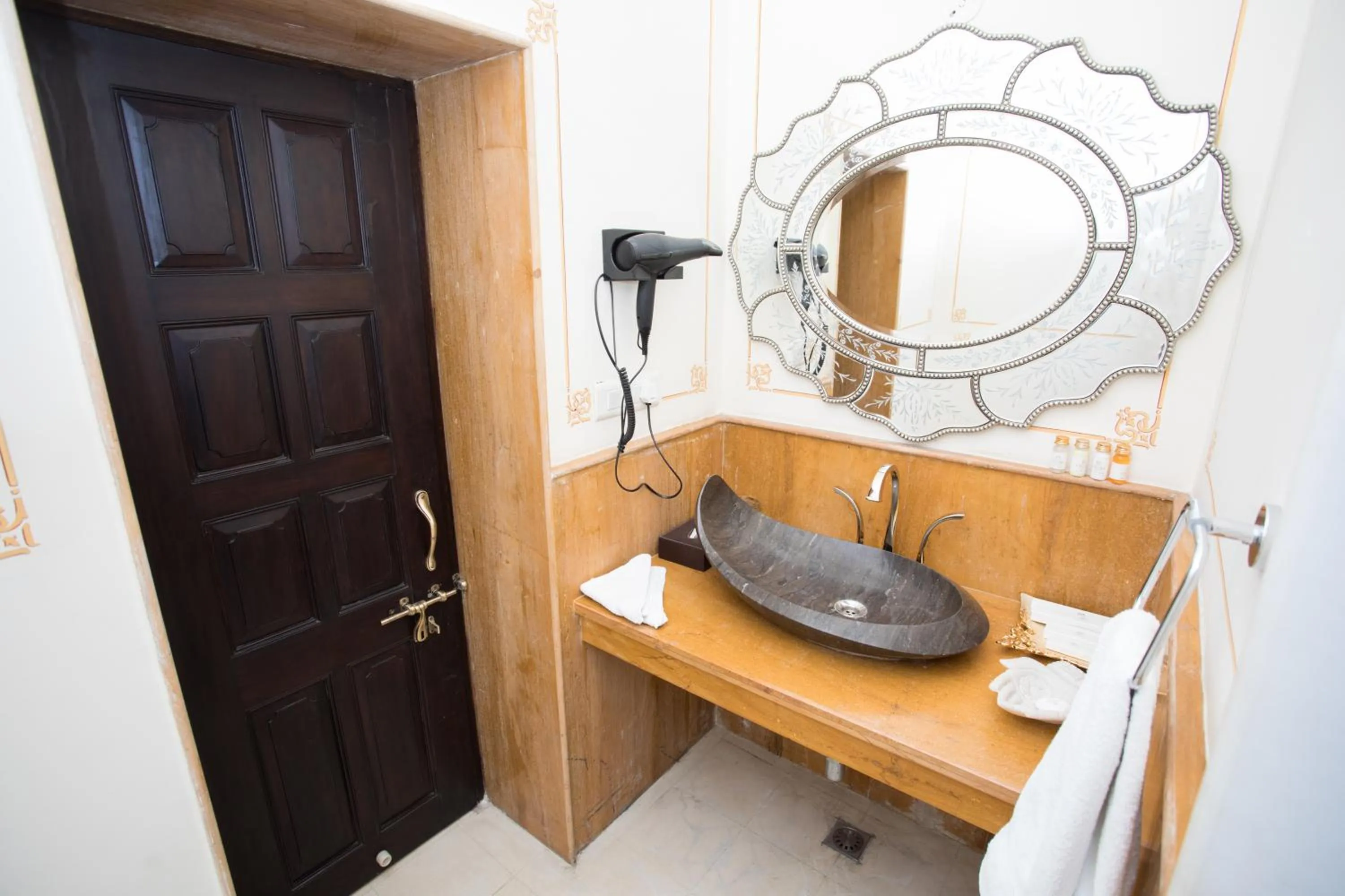 Bathroom in Grand Uniara A Heritage Hotel