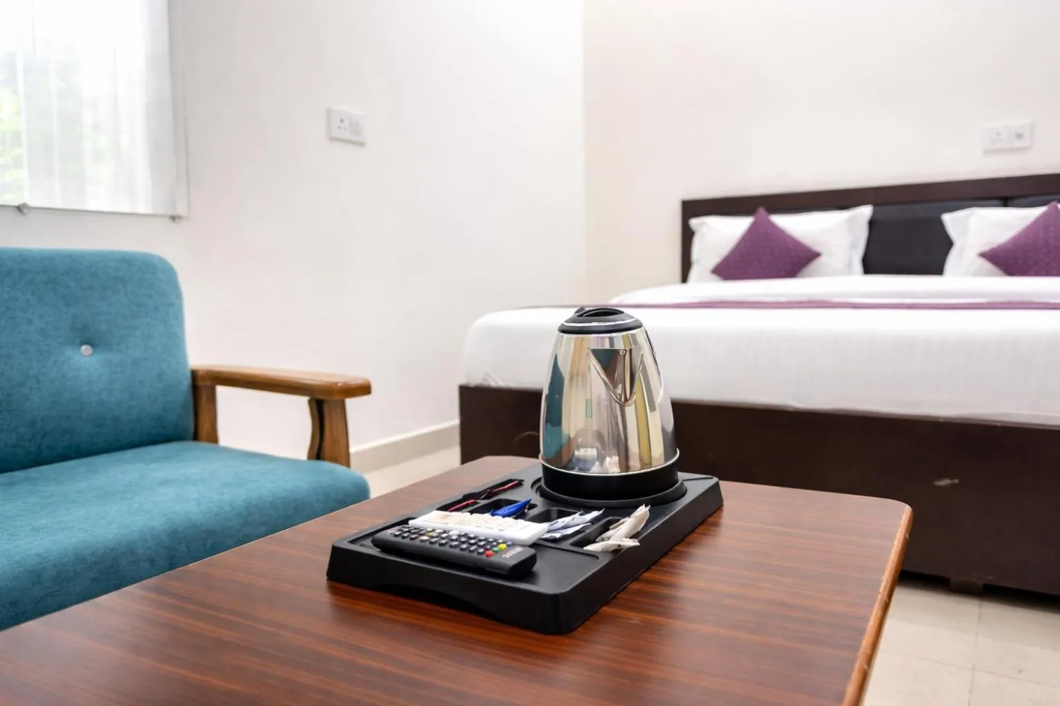 Bed in Murli Manohar Palace