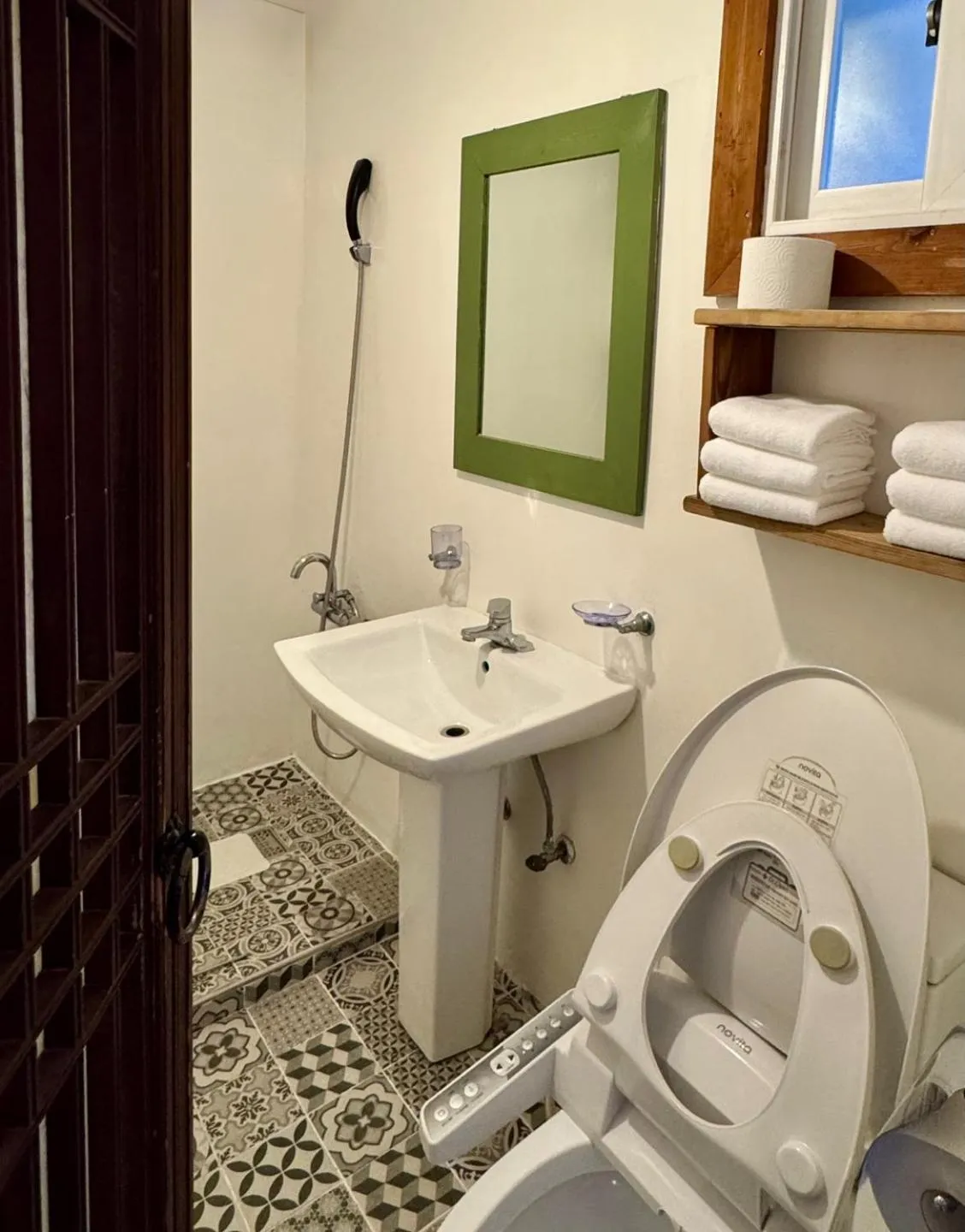 Toilet in Jeonju Gaindang Hanok Stay