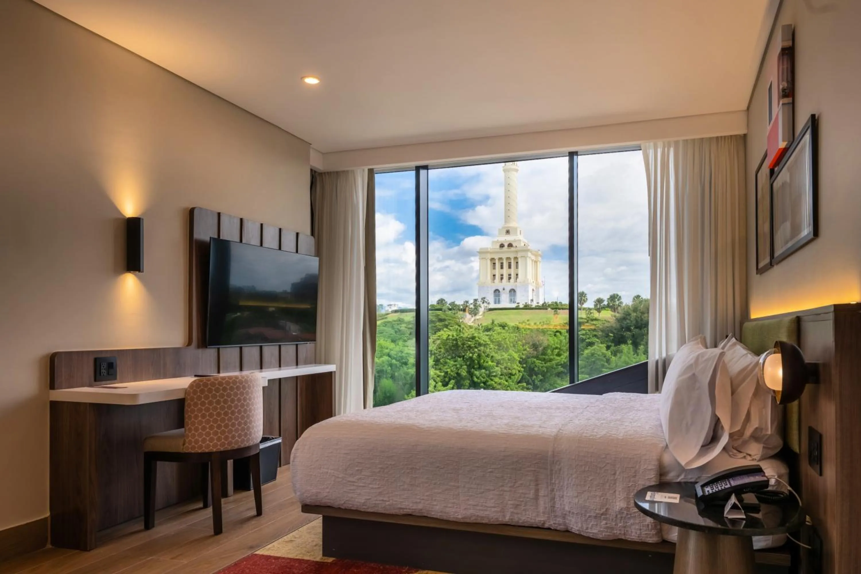 Bed in Hotel Hampton By Hilton Santiago De Los Caballeros