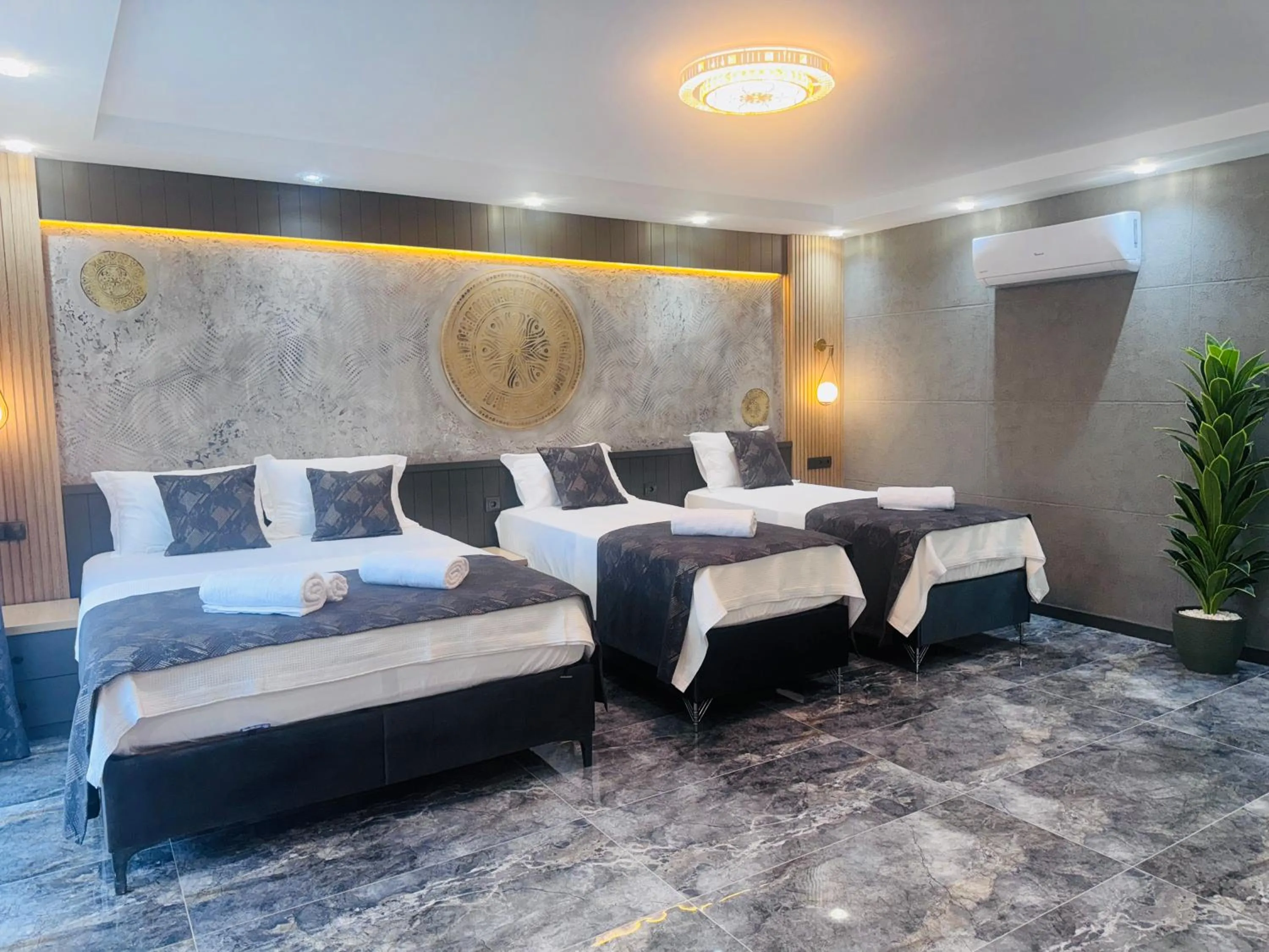 Bedroom, Bed in Tikir House