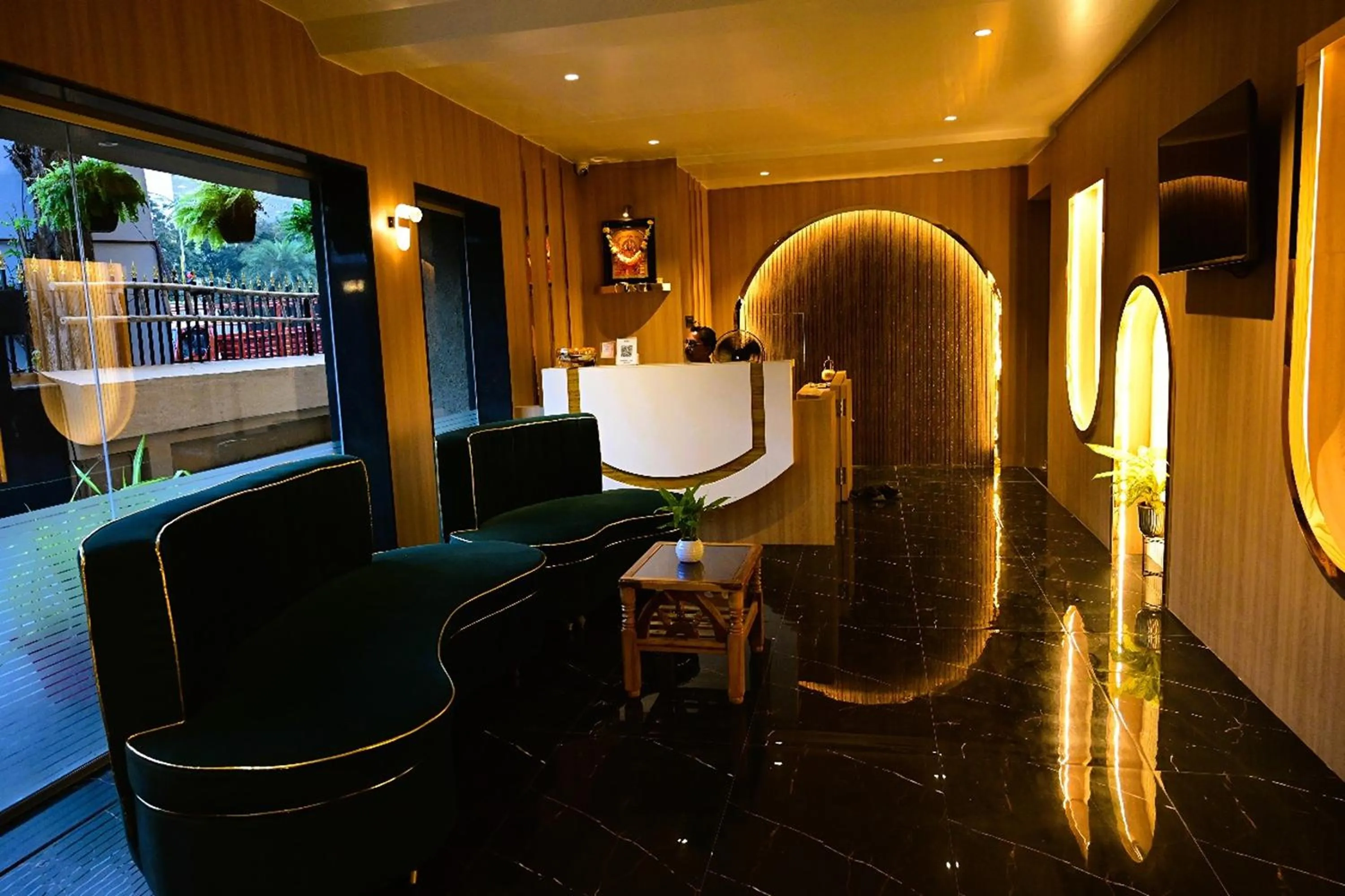 Lobby or reception in The Golden Arc