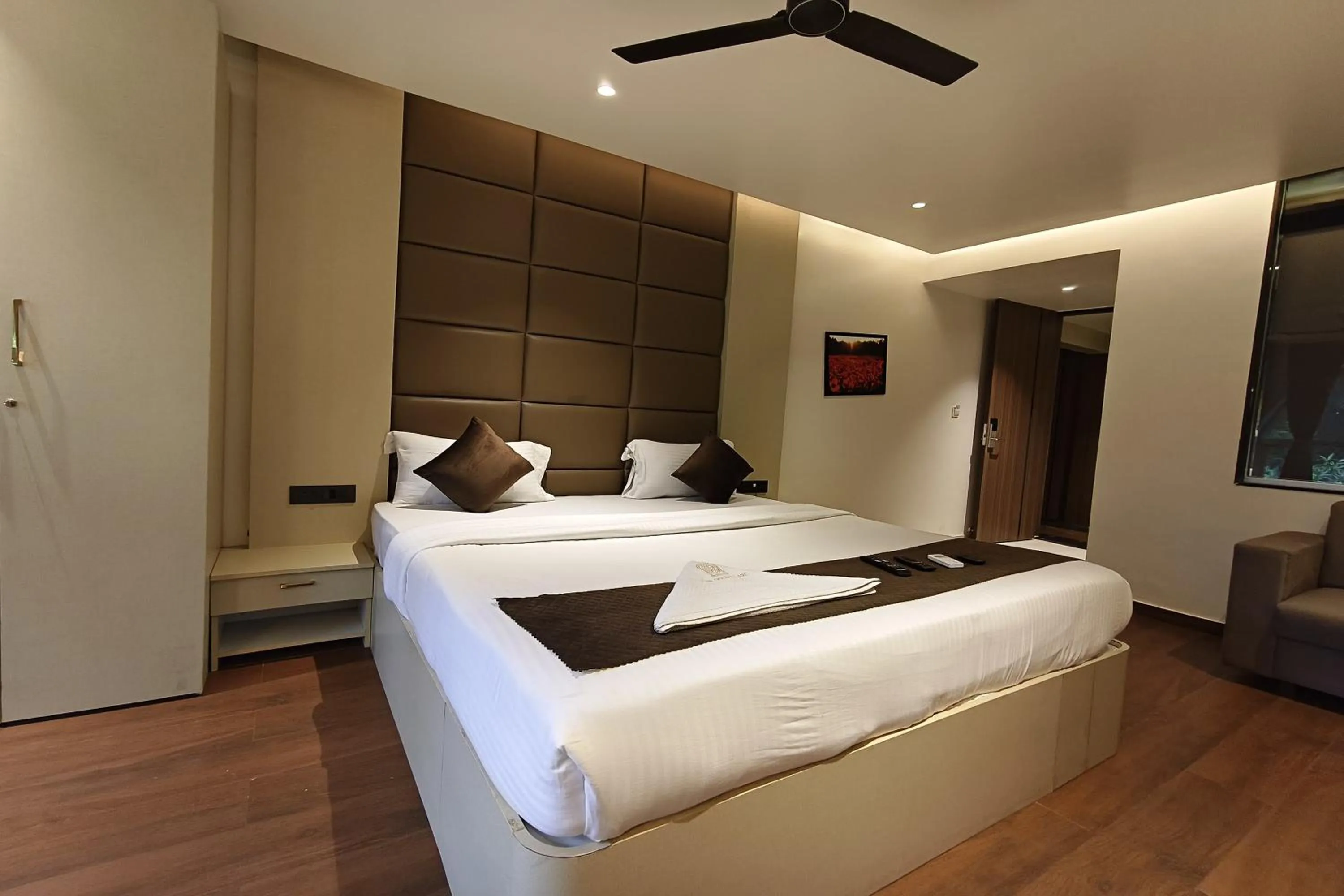 Bed in The Golden Arc