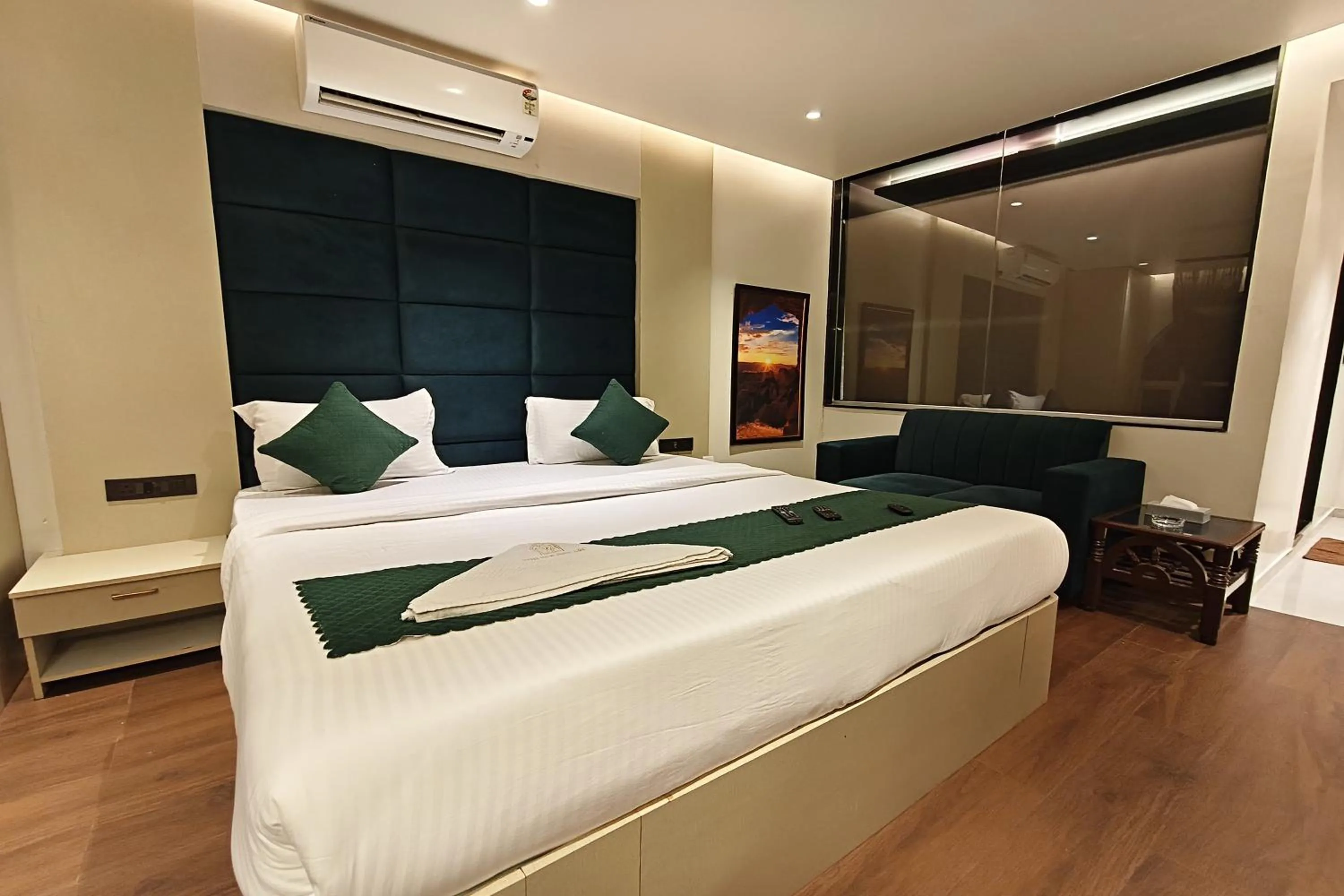 Bed in The Golden Arc