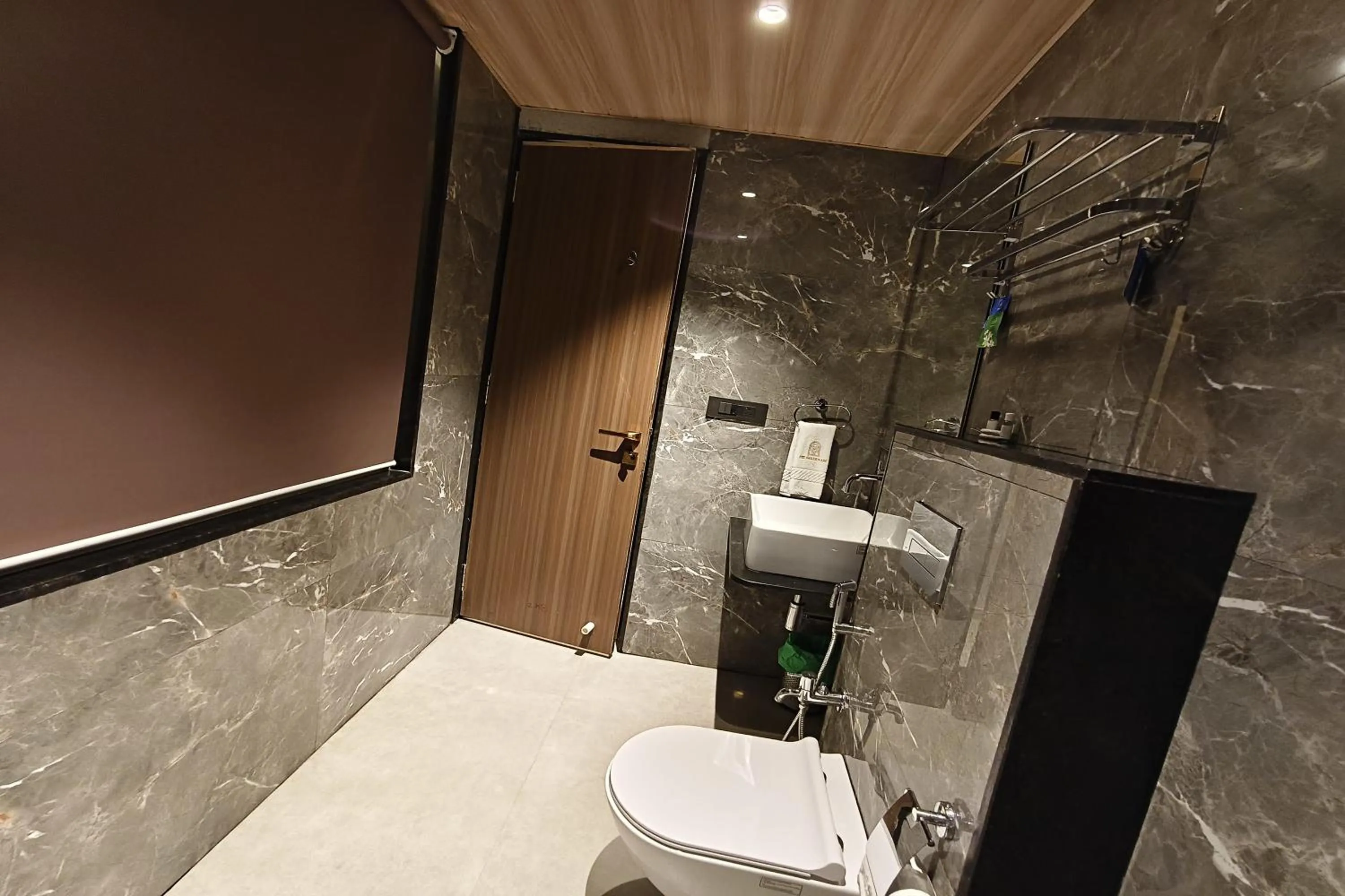 Bathroom in The Golden Arc