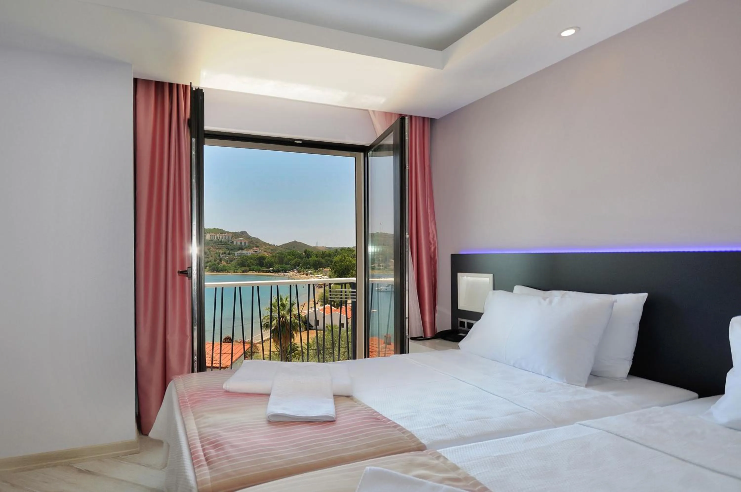 Bed in Datca Sapphire Hotel