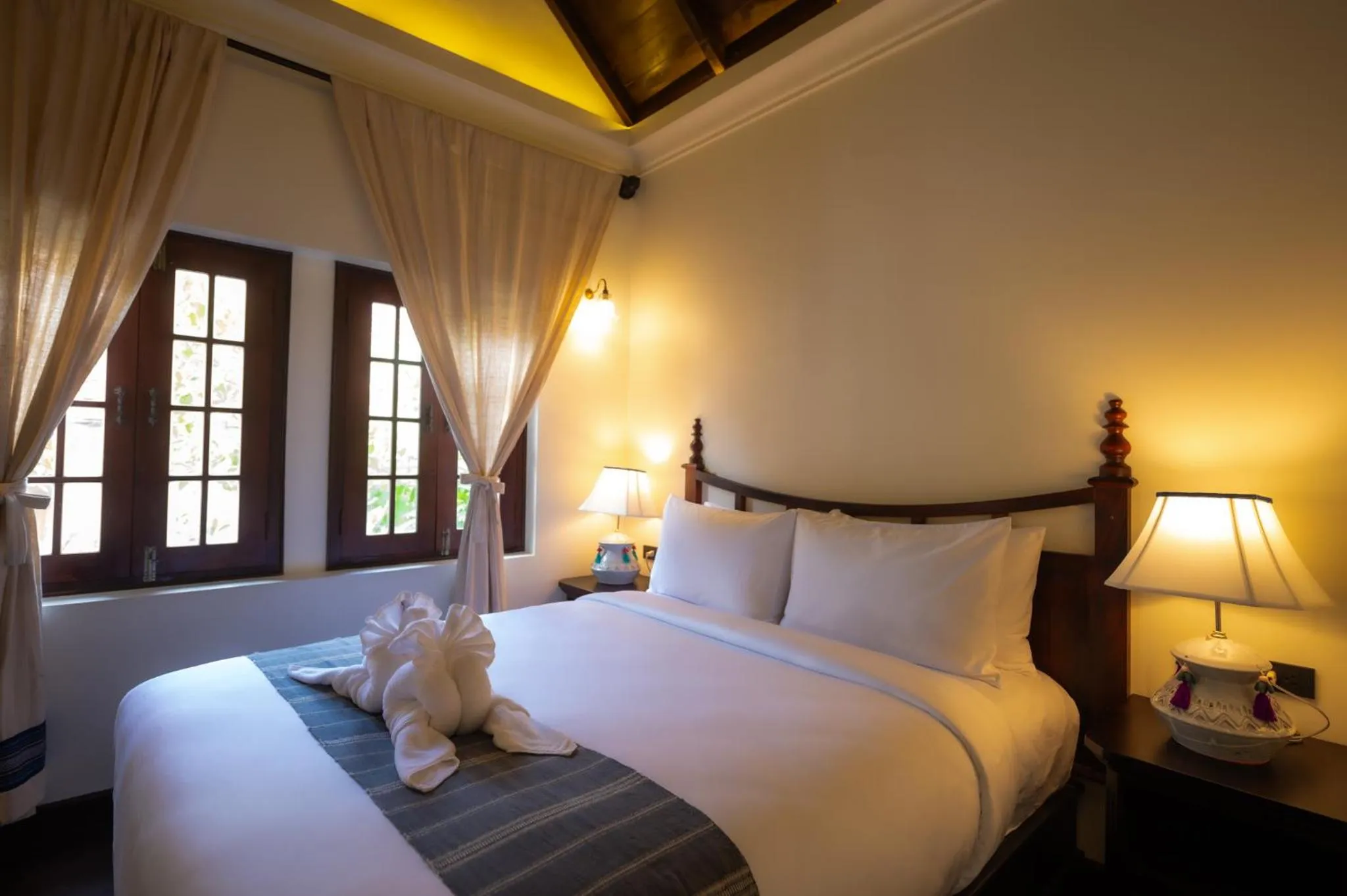 Bed in Sengphachanh Heritage Boutique