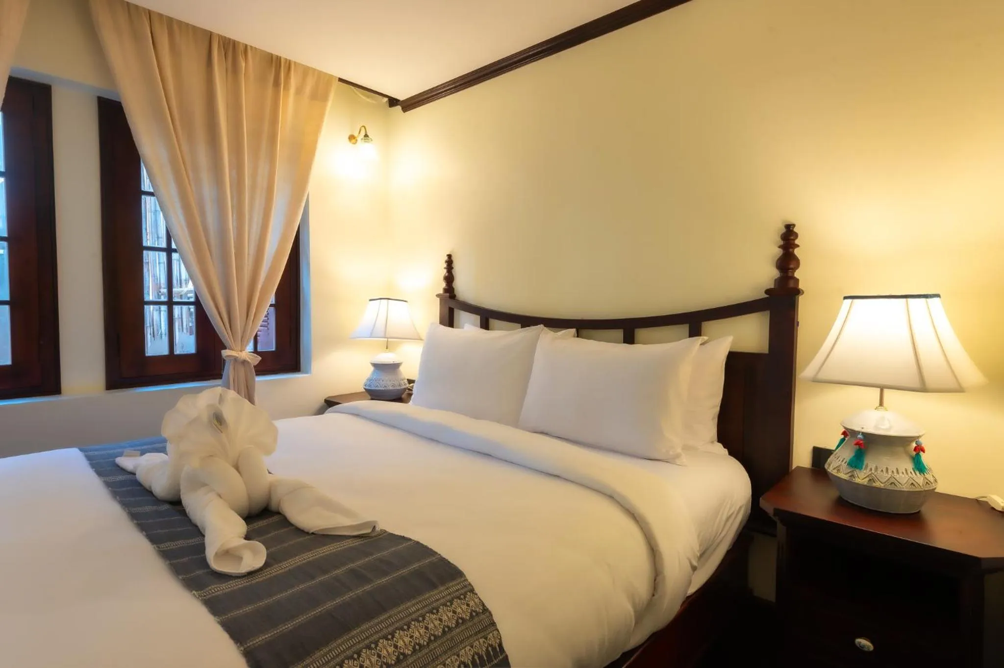 Bed in Sengphachanh Heritage Boutique