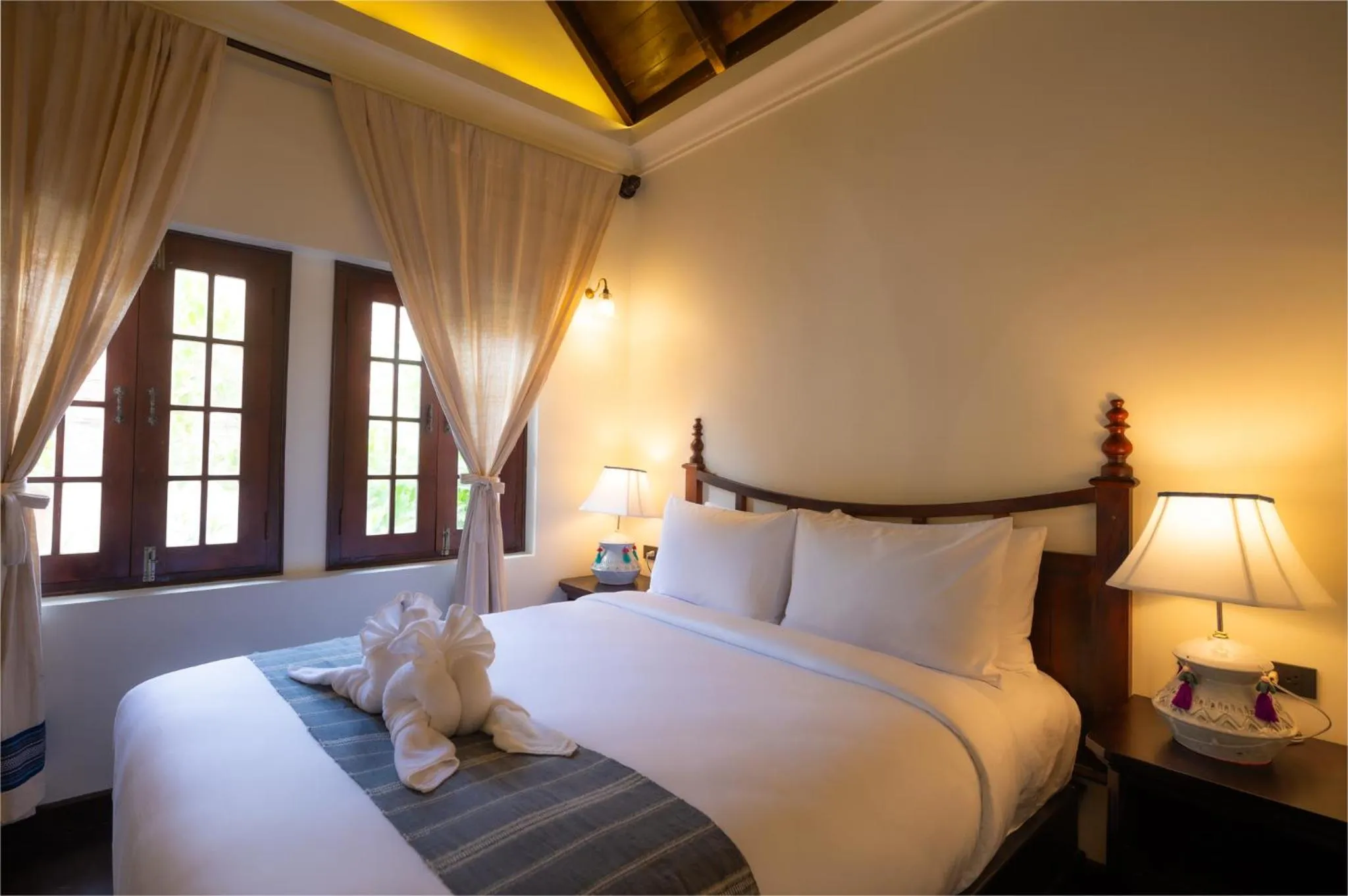 Bed in Sengphachanh Heritage Boutique