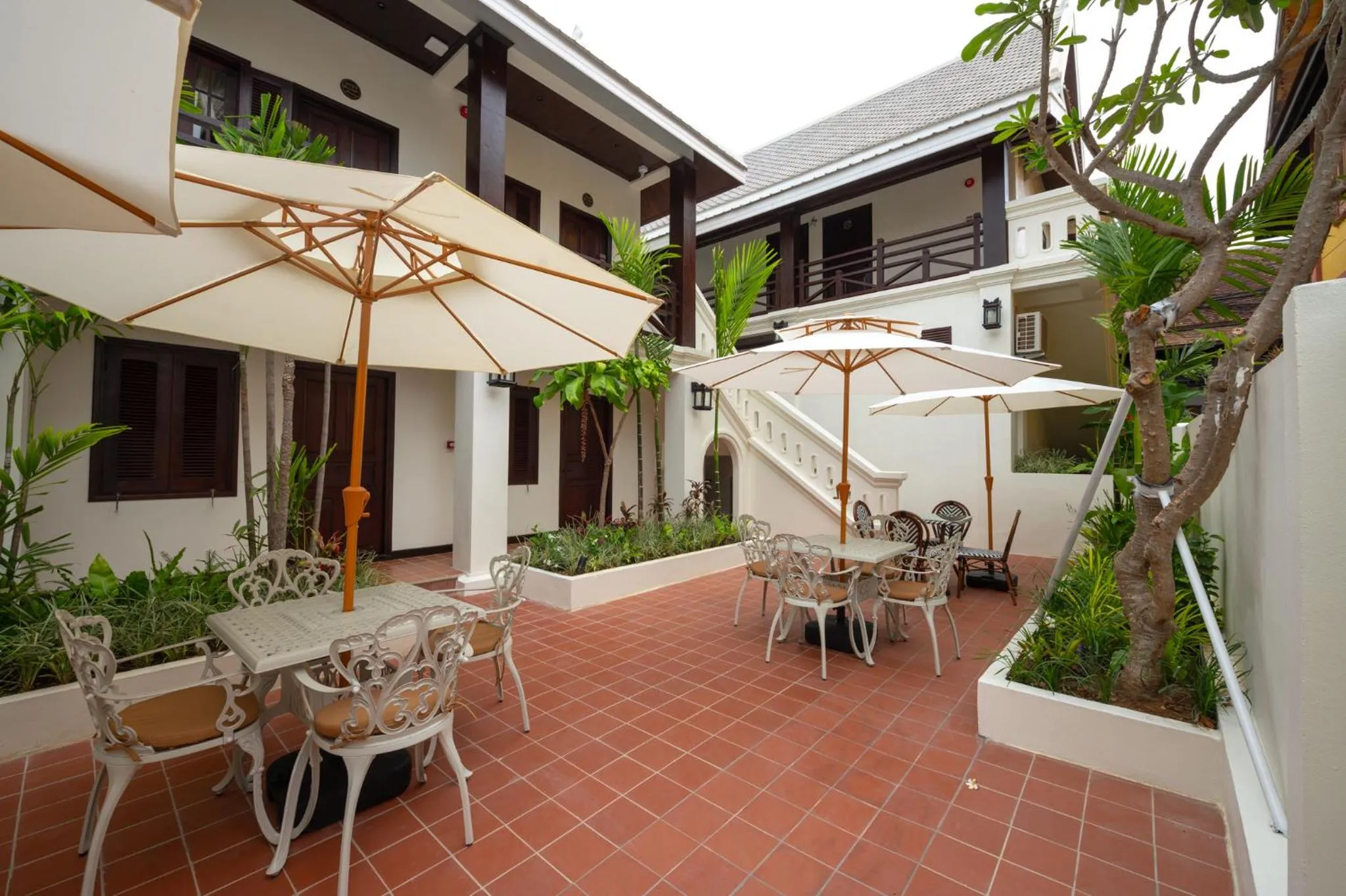 Restaurant/places to eat in Sengphachanh Heritage Boutique