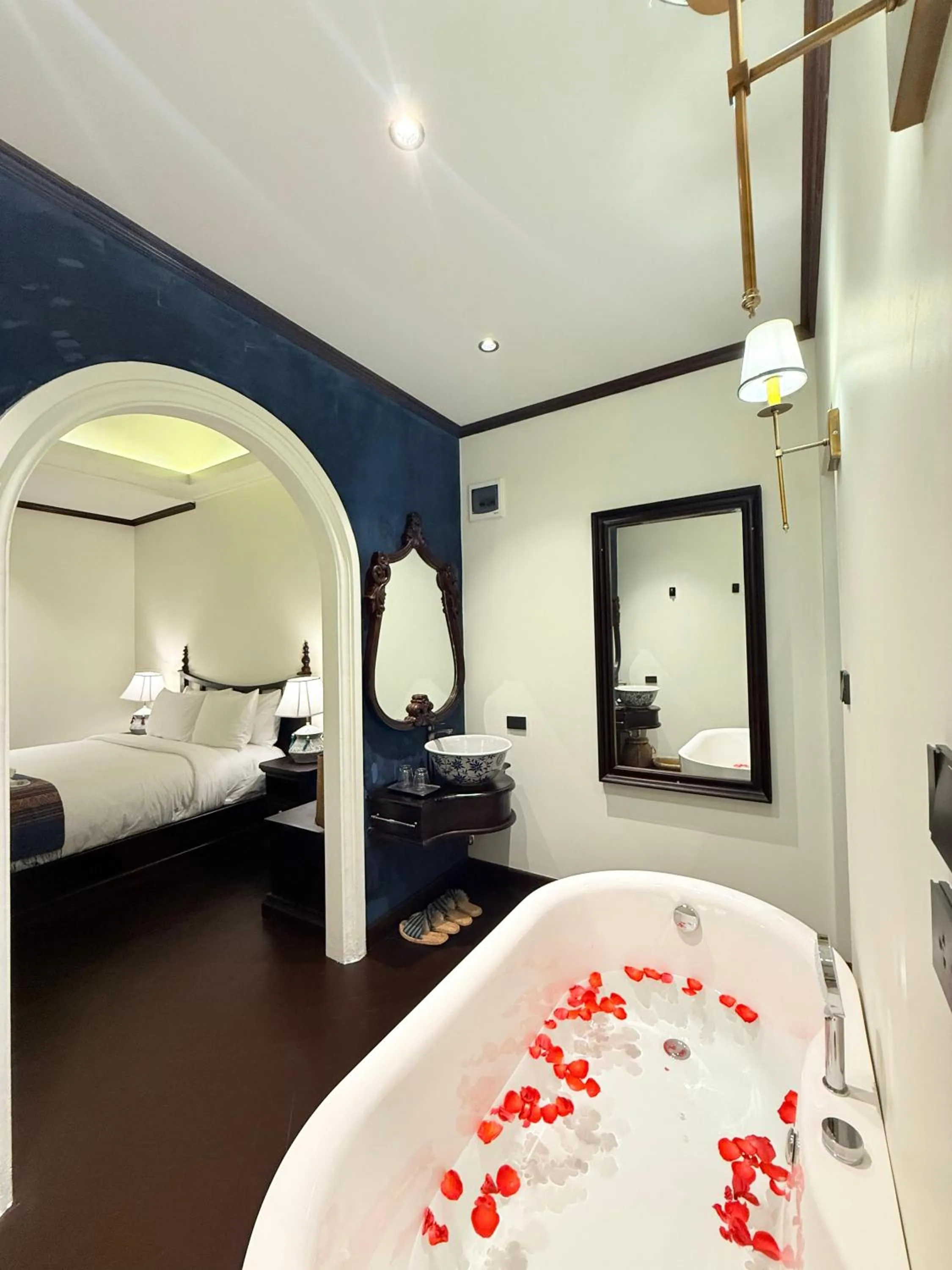 Bed in Sengphachanh Heritage Boutique