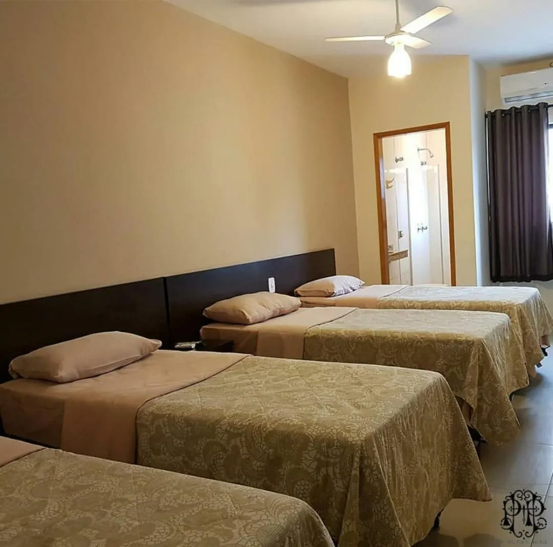 Photo of the whole room, Bed in Portal Palace Hotel