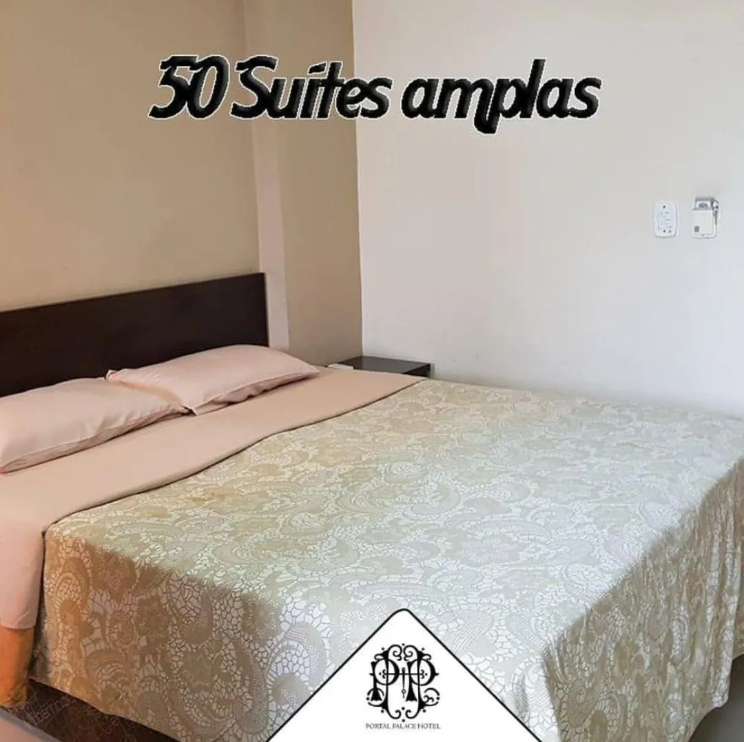 Photo of the whole room, Bed in Portal Palace Hotel