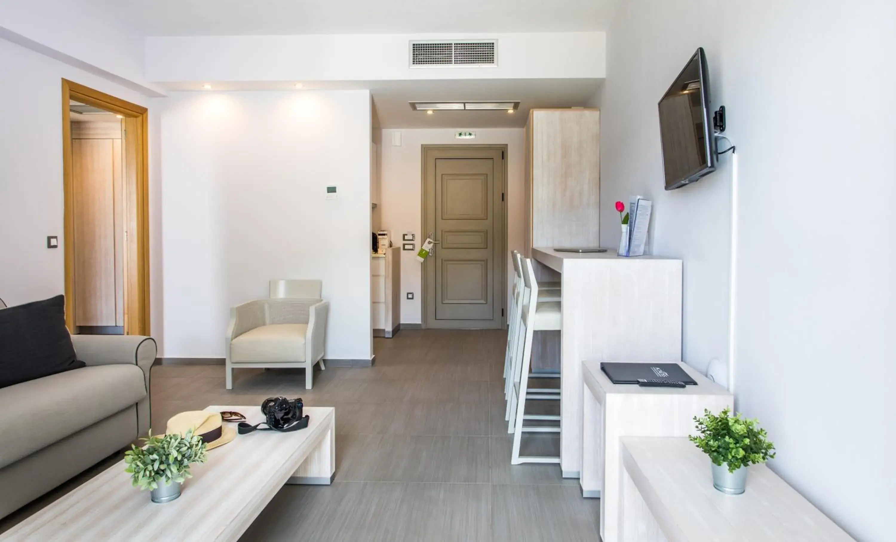 Deluxe Suite with Sea View in Aqua Oliva Resort Syvota Deluxe Suite with Sea View in Aqua Oliva Resort Syvota