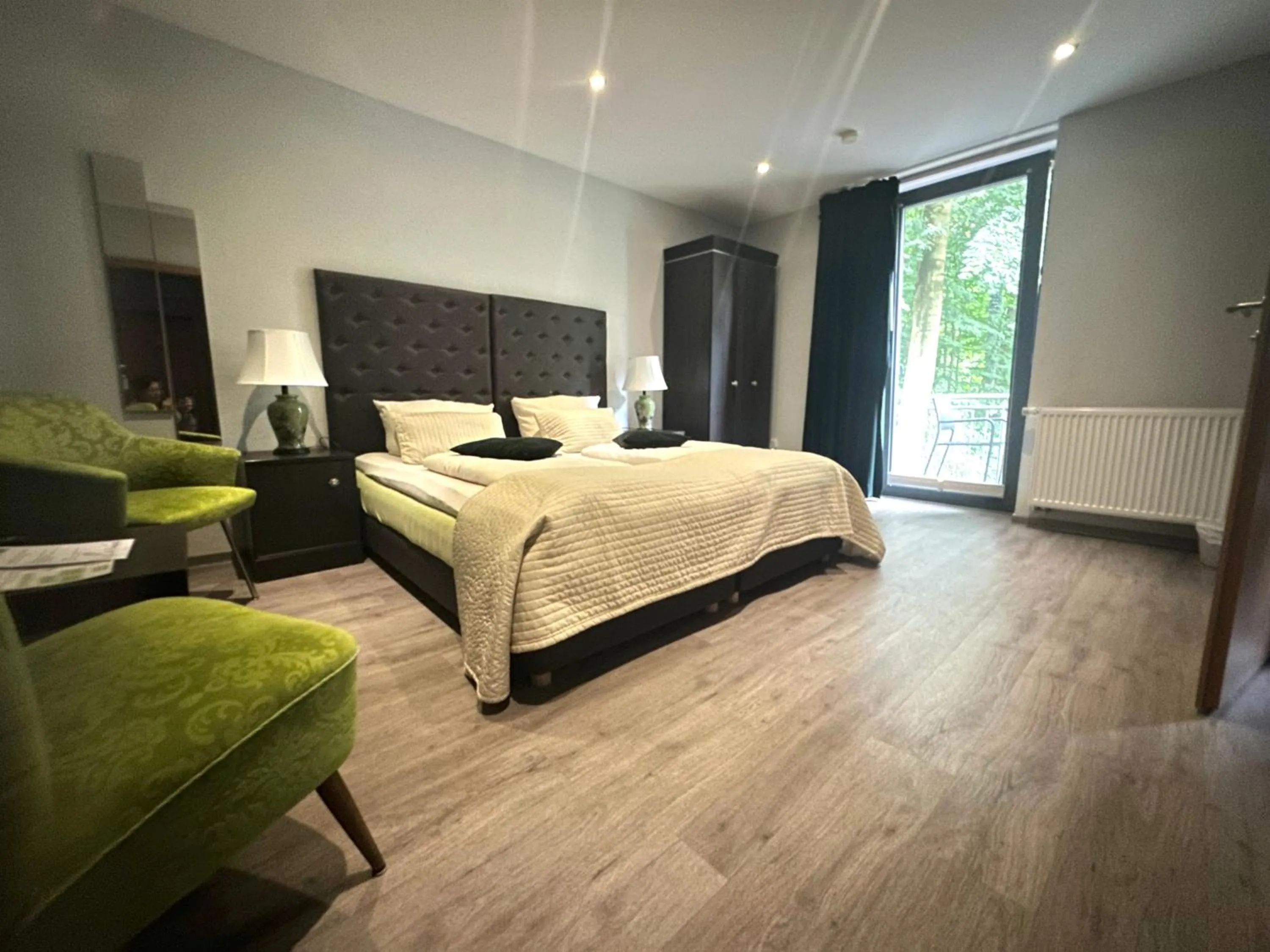 Bed in Nella Parkhotel