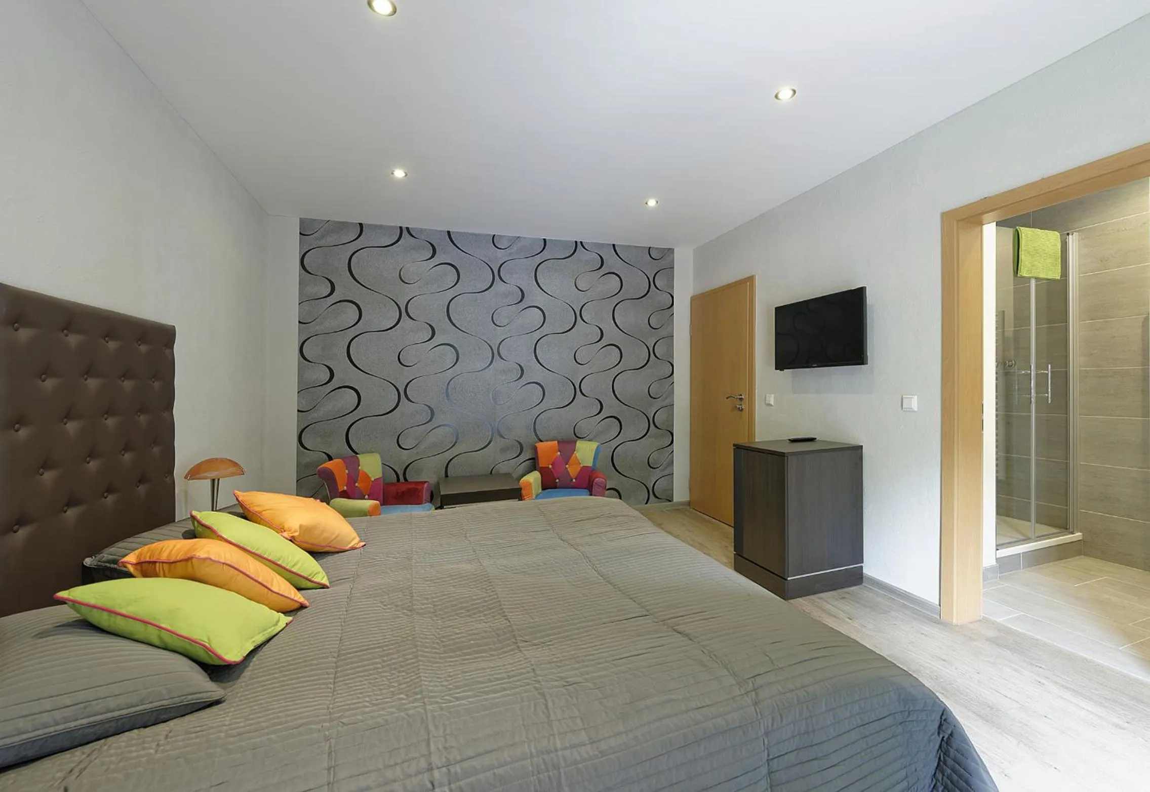 Photo of the whole room, Bed in Nella Parkhotel