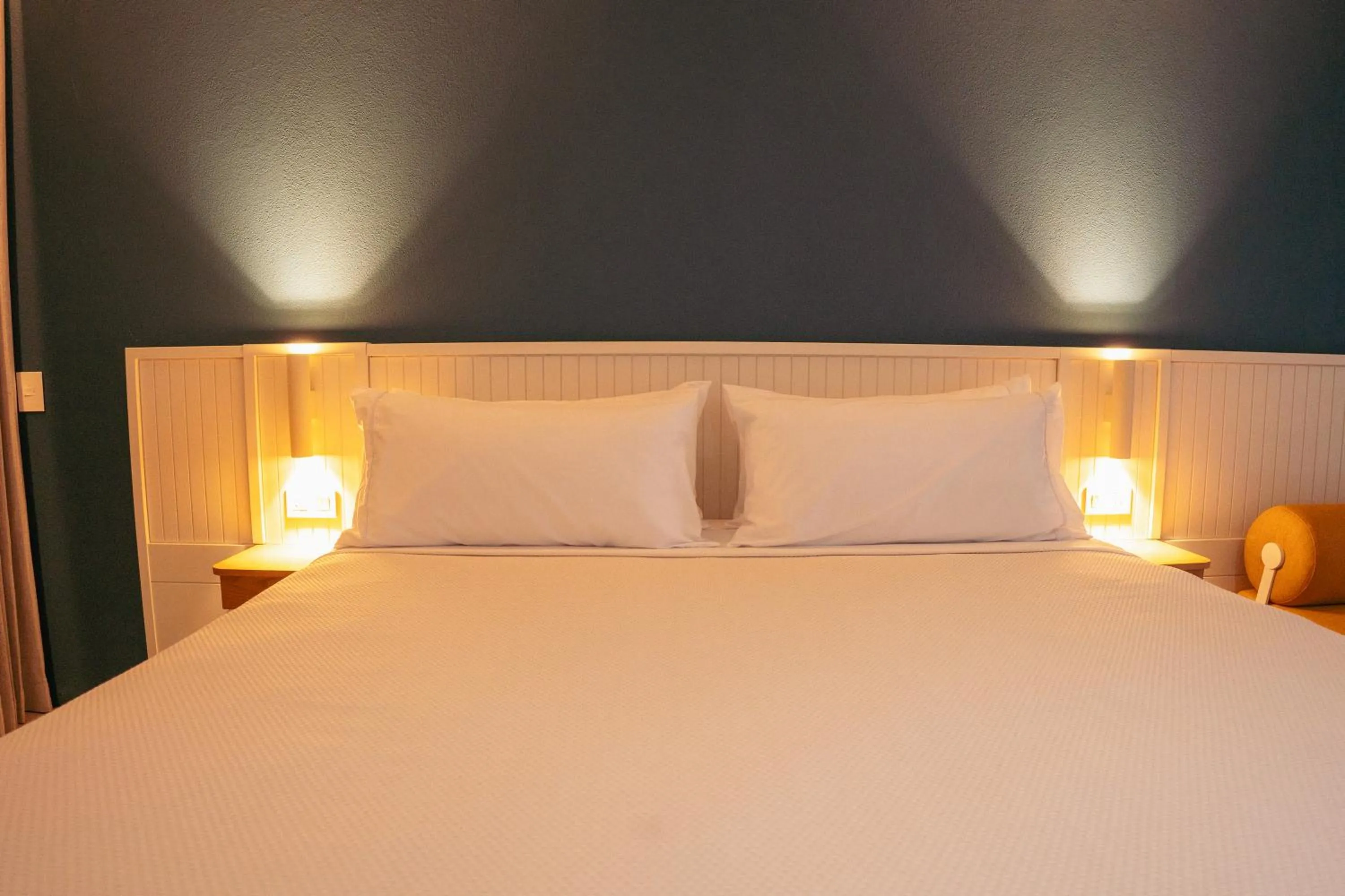 Bed in Zapadilly Tree Hotel