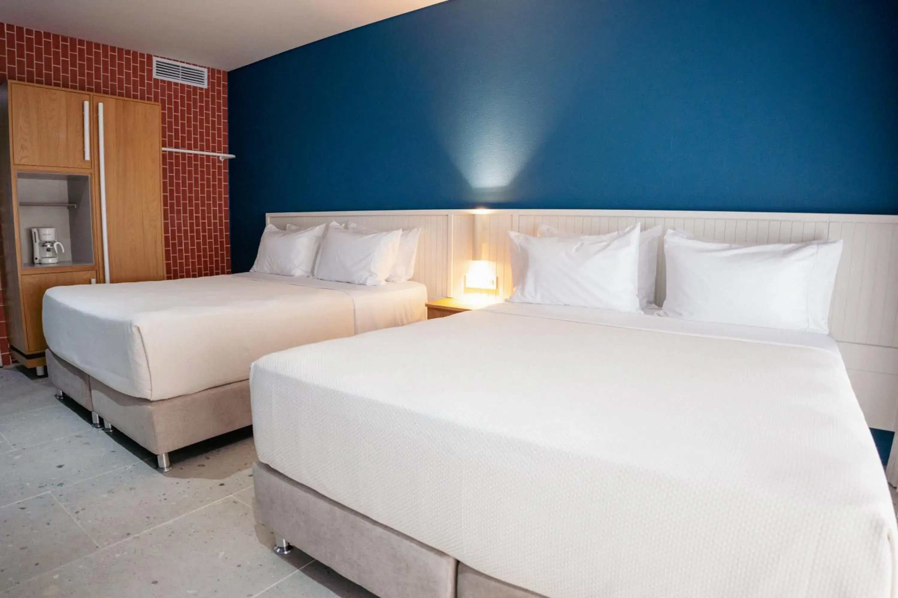 Superior Twin Room with Garden View in Zapadilly Tree Hotel Superior Twin Room with Garden View in Zapadilly Tree Hotel