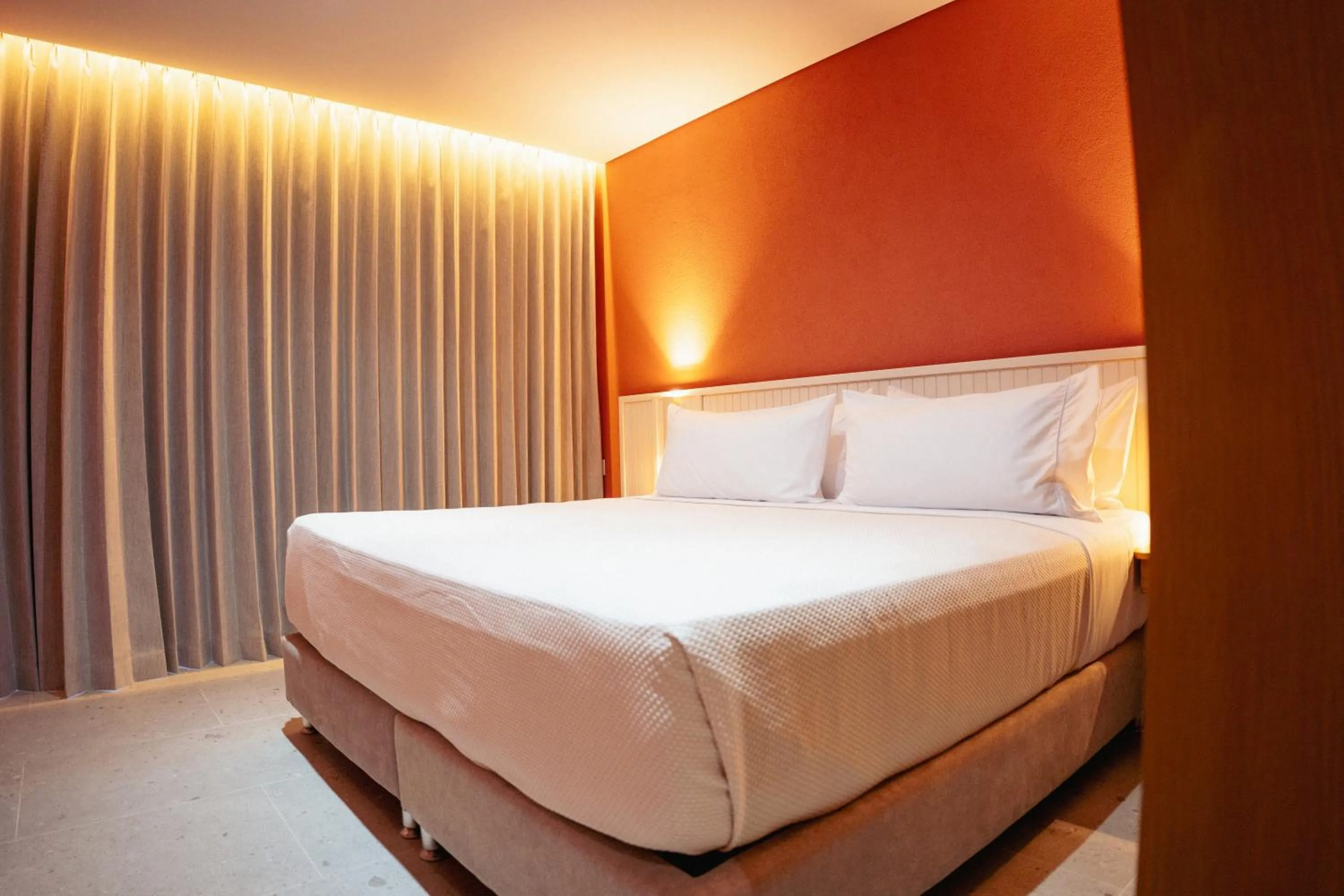 Bed in Zapadilly Tree Hotel