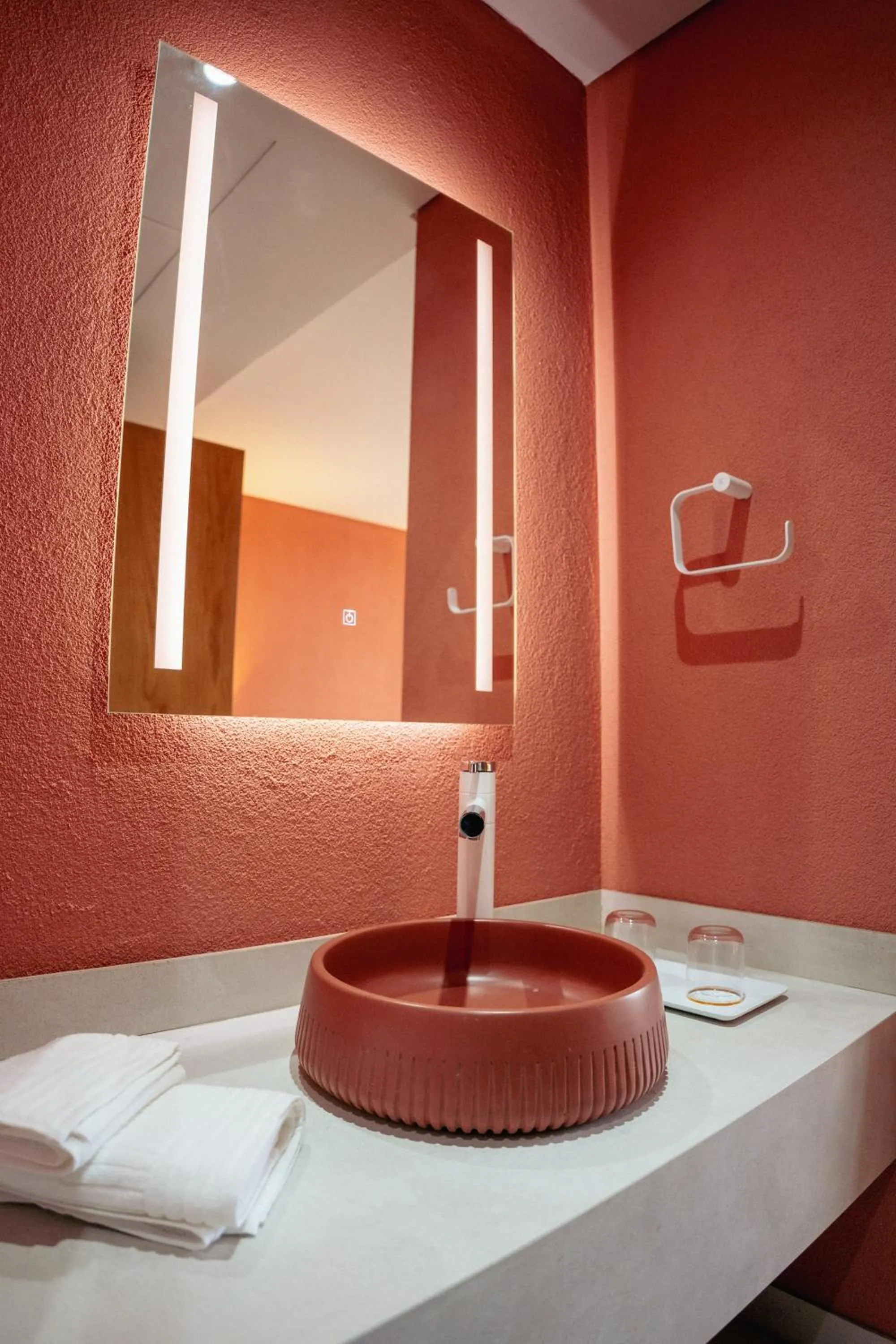 Bathroom in Zapadilly Tree Hotel