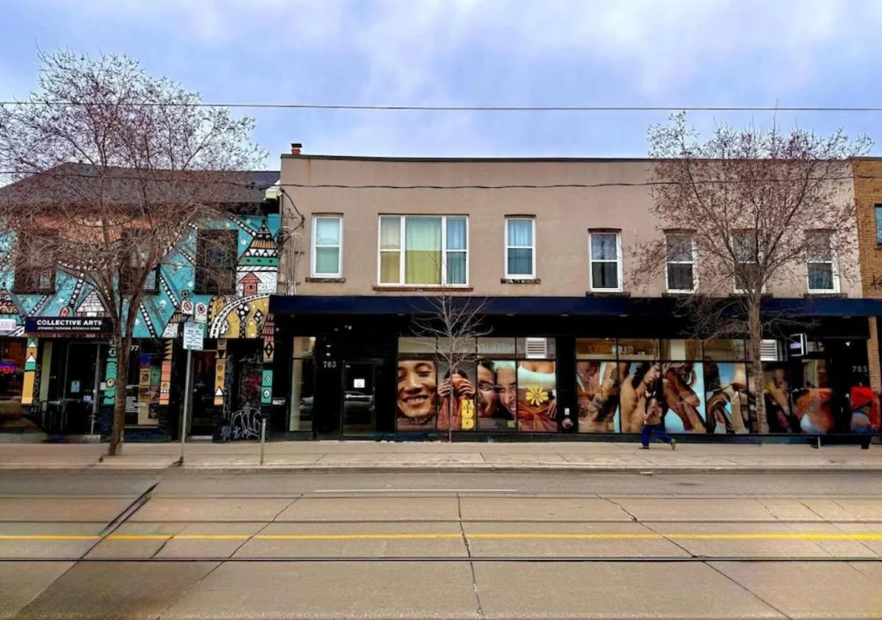 Property building in Dragon Gate Inn