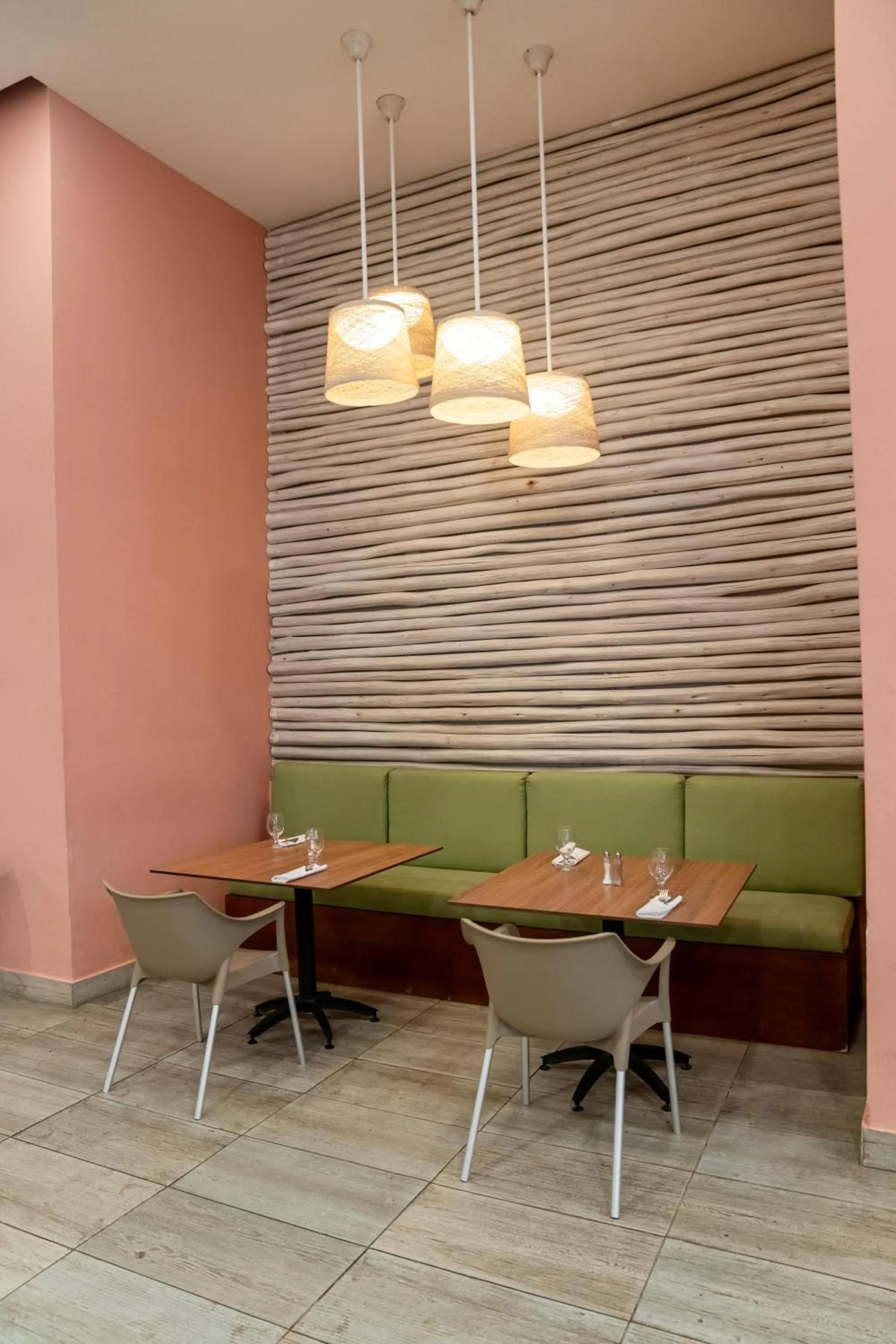 Restaurant/places to eat in Emotions by Hodelpa - Juan Dolio