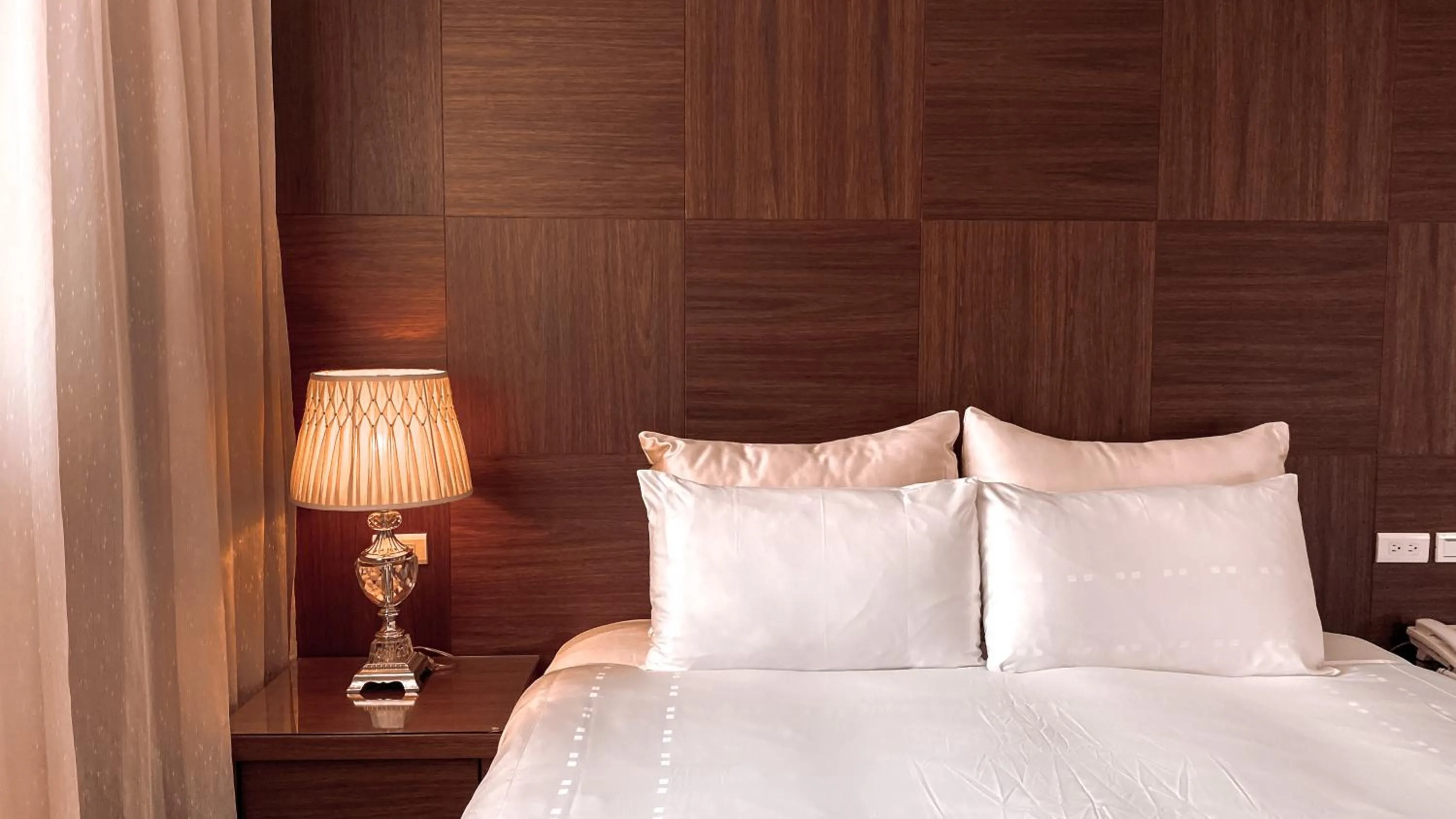 Decorative detail, Bed in Yage Hotspring House