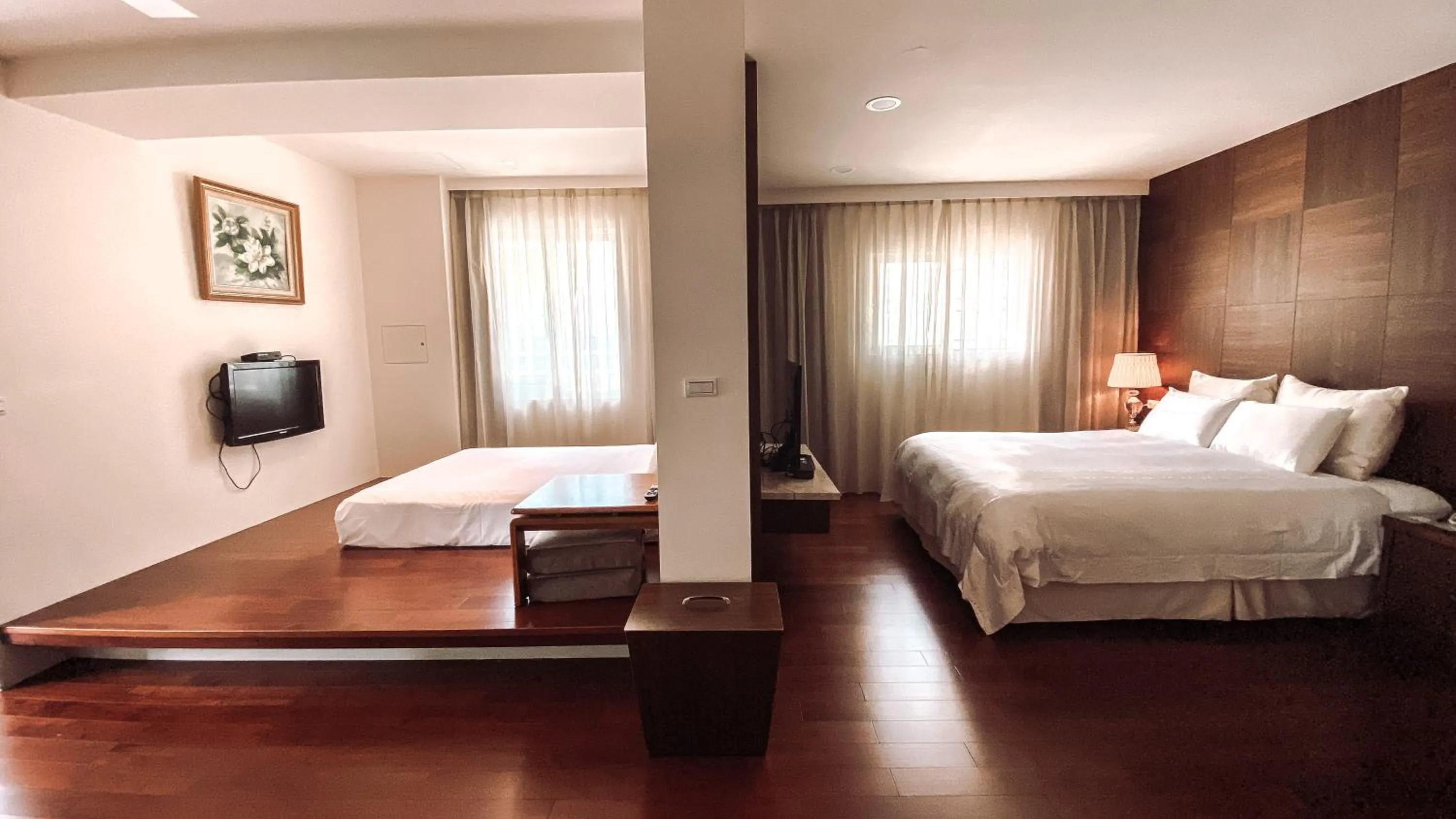 Decorative detail, Bed in Yage Hotspring House